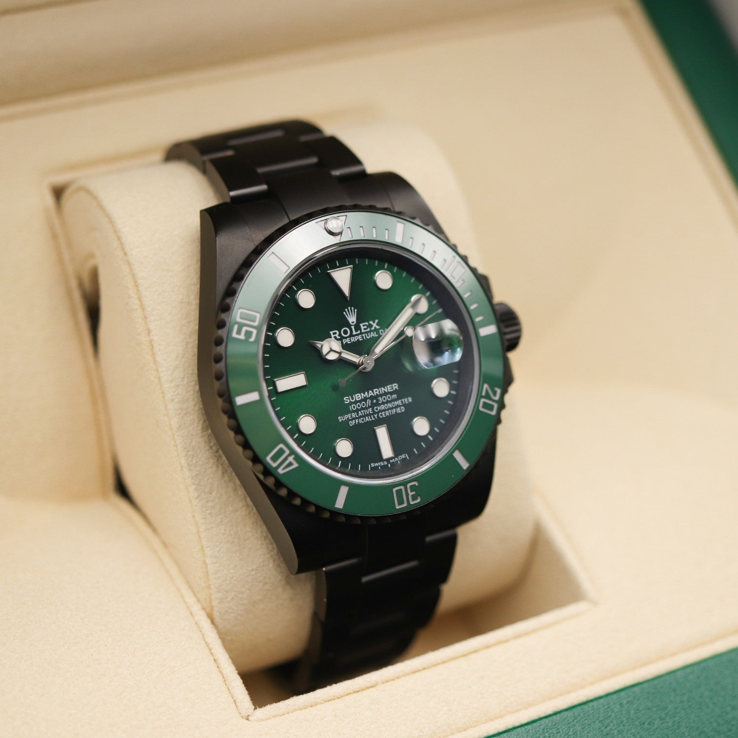 Submariner Date Hulk Black DLC-PVD Rolex Submariner 40 mm