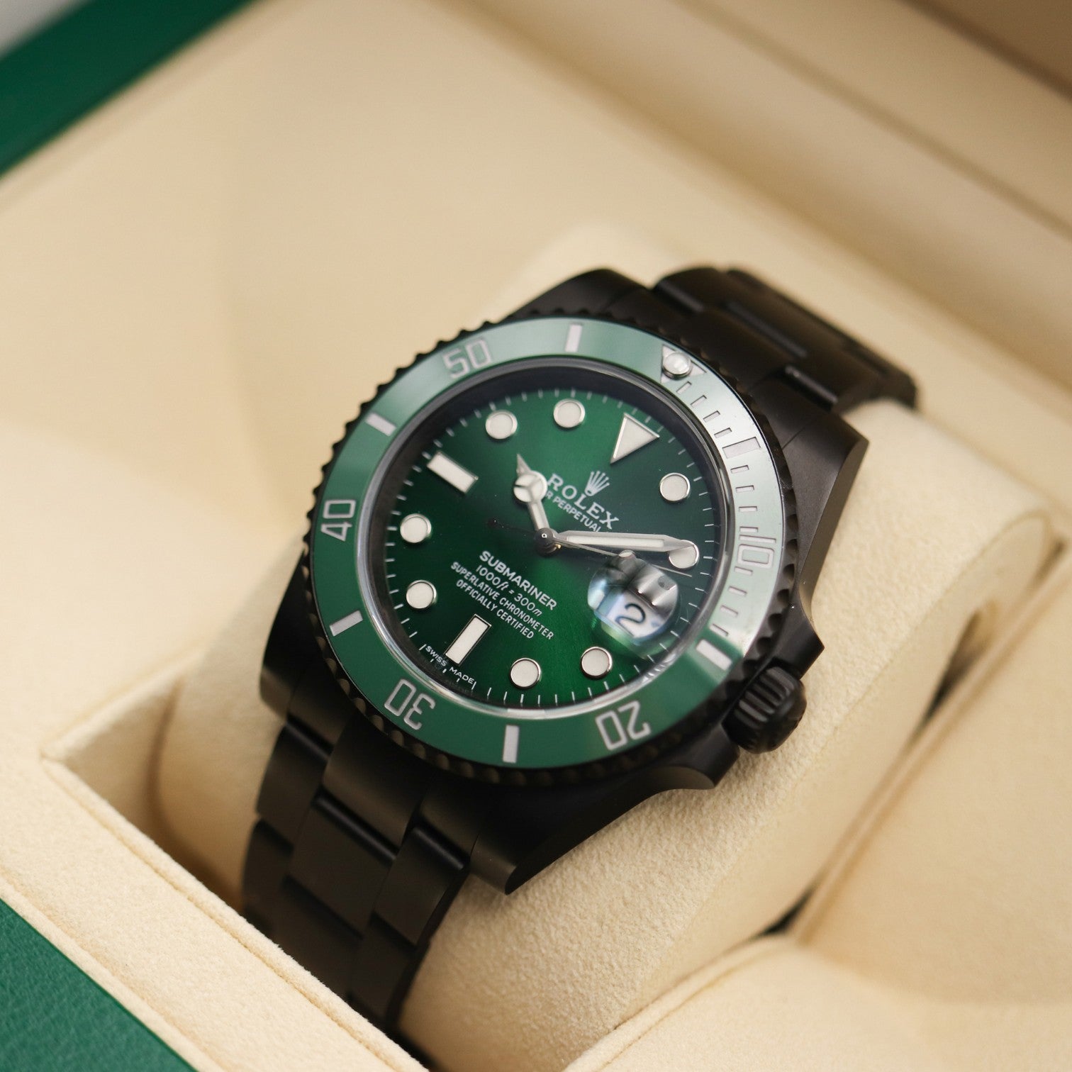 Submariner Date Hulk Black DLC-PVD Rolex Submariner 40 mm