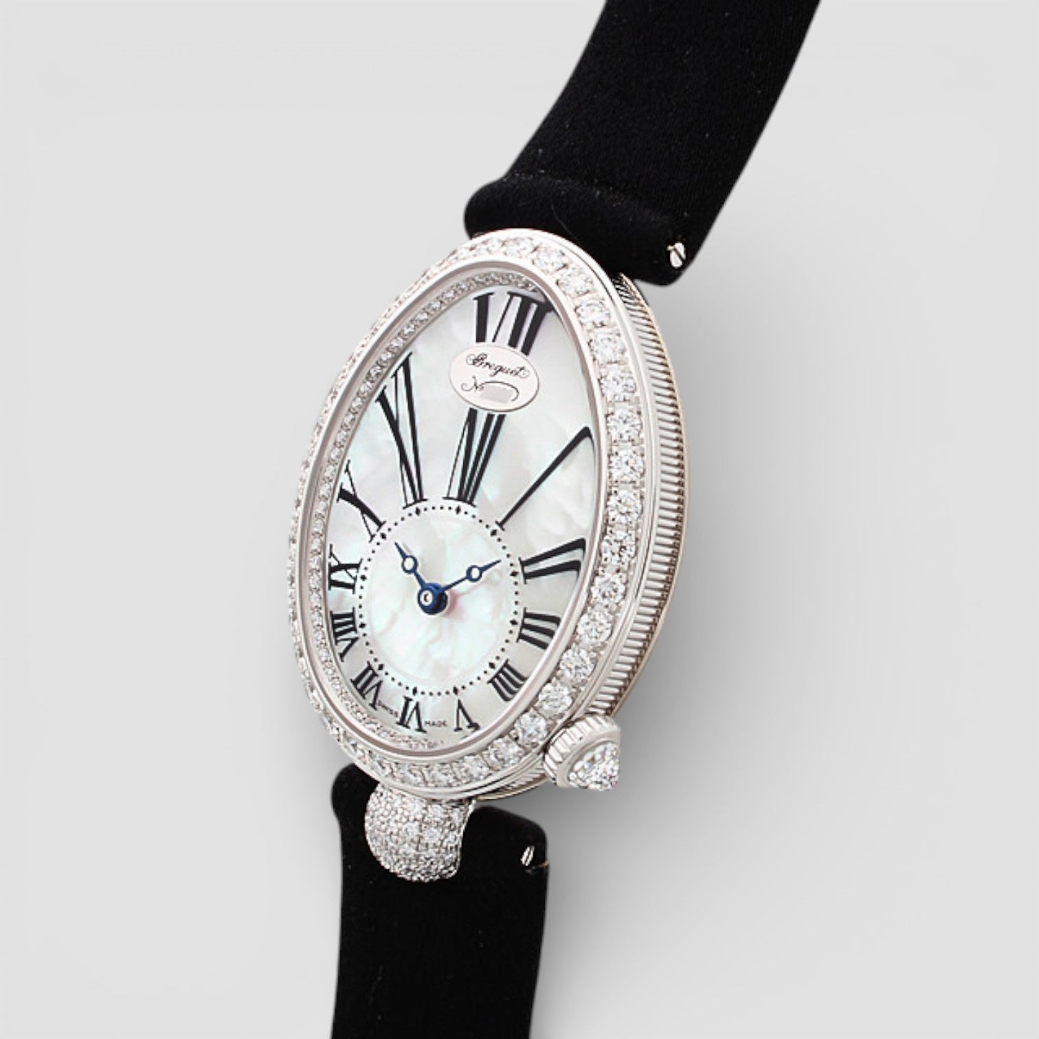 Reine de Naples White/Satin