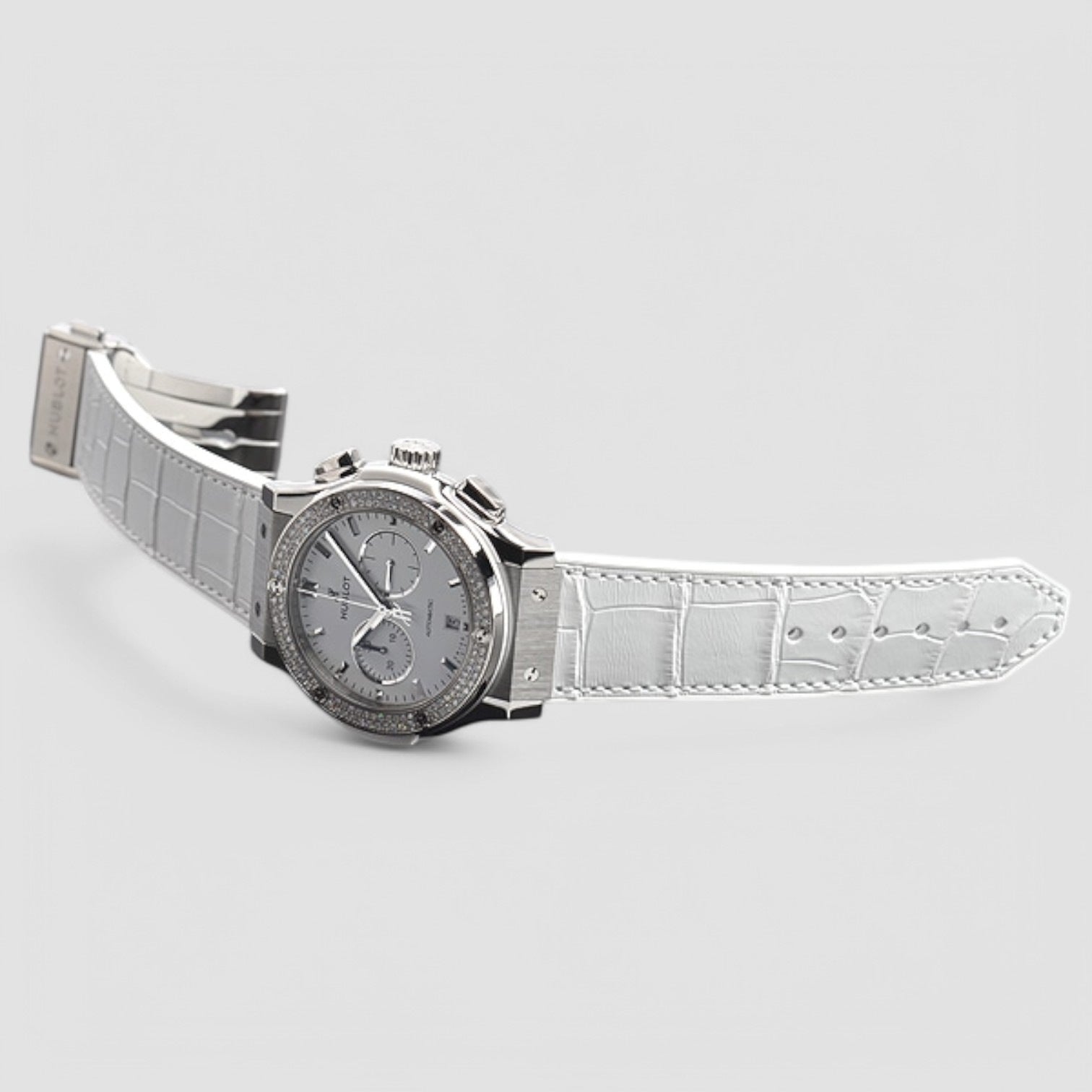 Classic Fusion Chronograph Mat White Dial Automatic Unisex Chronograph Watch