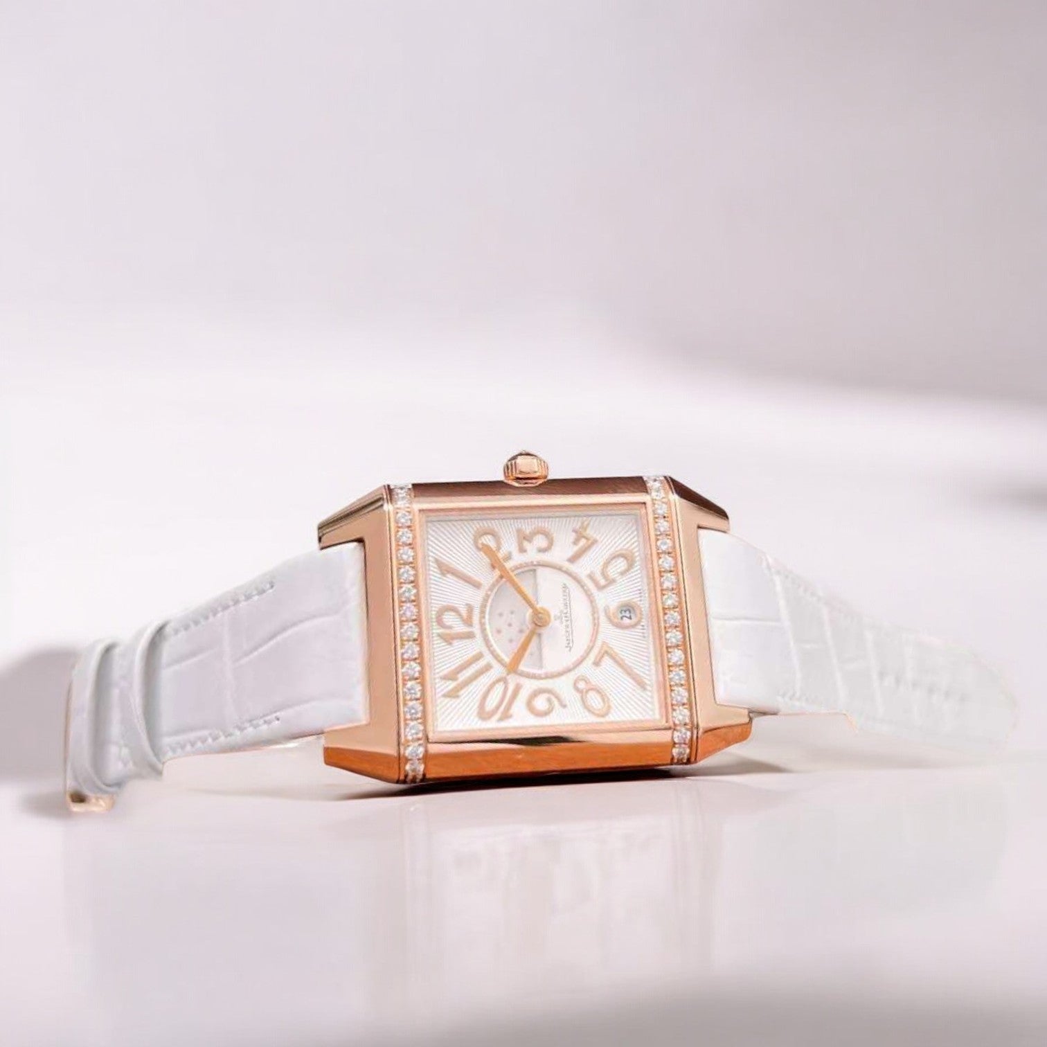 Reverso Squadra Lady Duetto – Elegant Rose Gold Sophistication