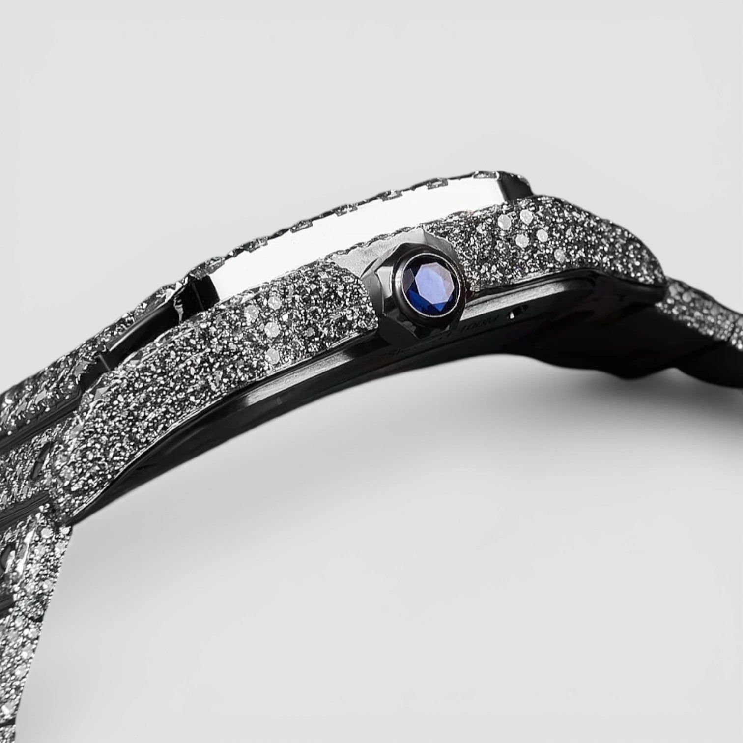 Santos Large 39.8 × 40mm – Custom Diamond-Set – Blue Dial