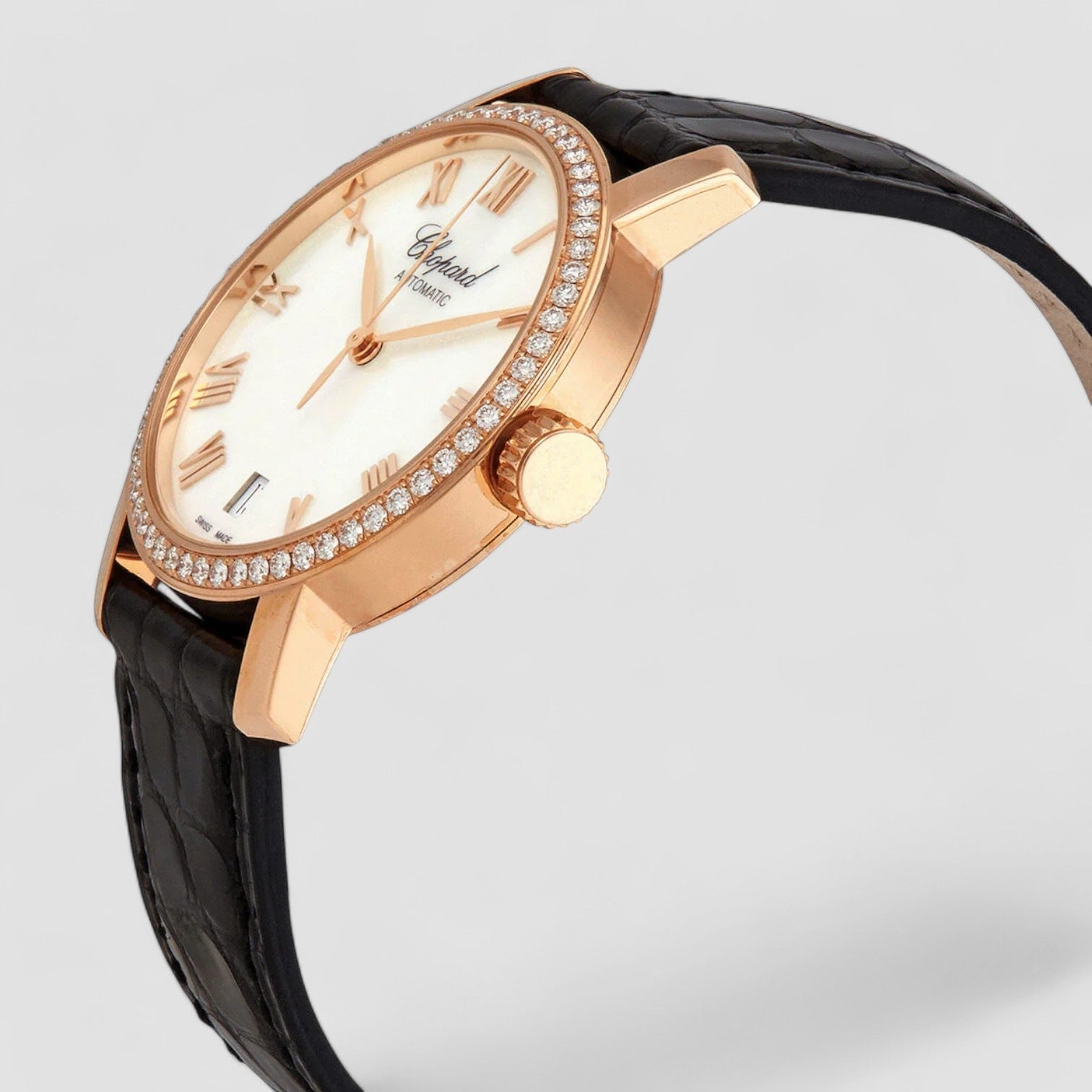 Classic 18kt Rose Gold Diamond White Mother of Pearl Dial Watch