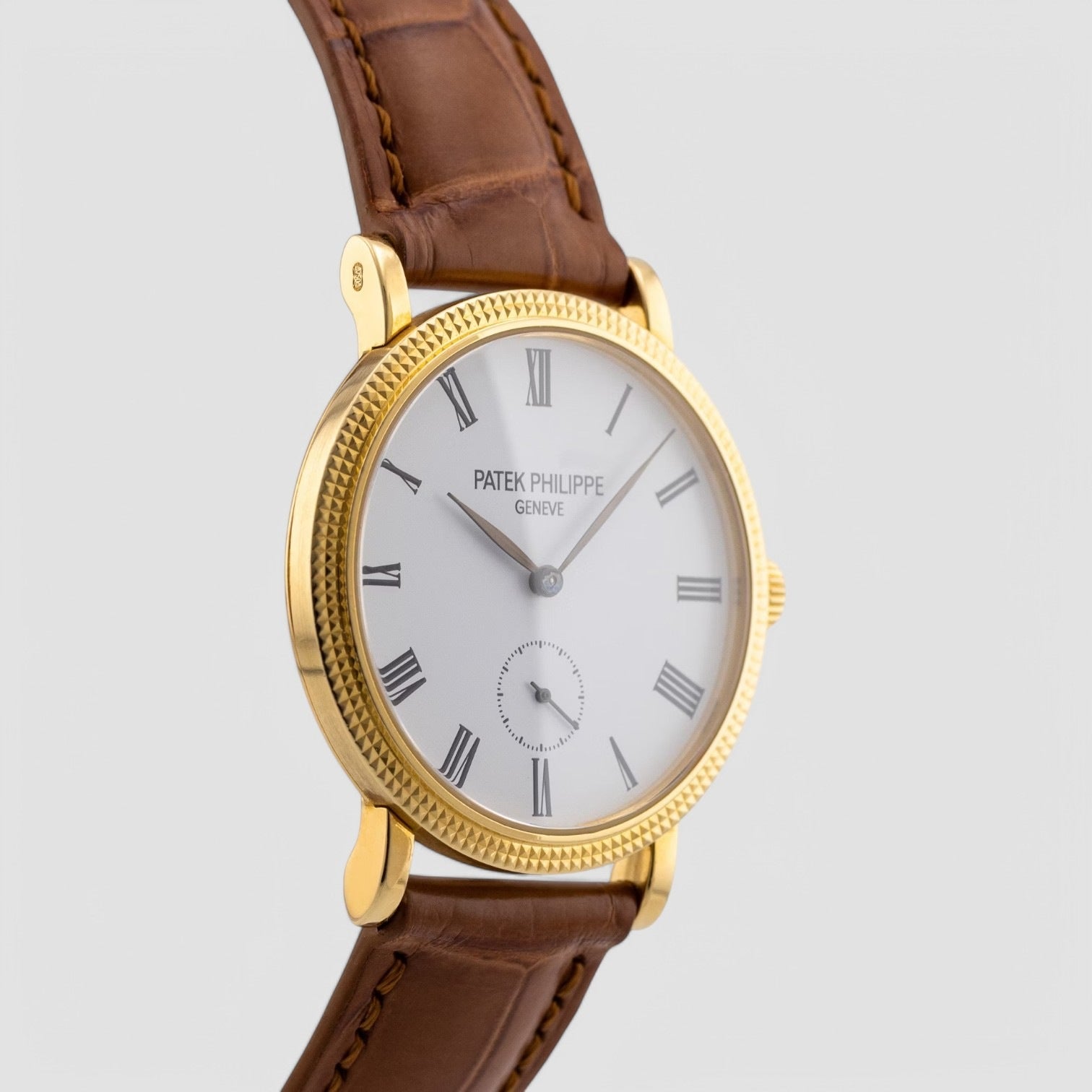 Calatrava Ladies 31mm Ivory Roman Hobnail Yellow Gold