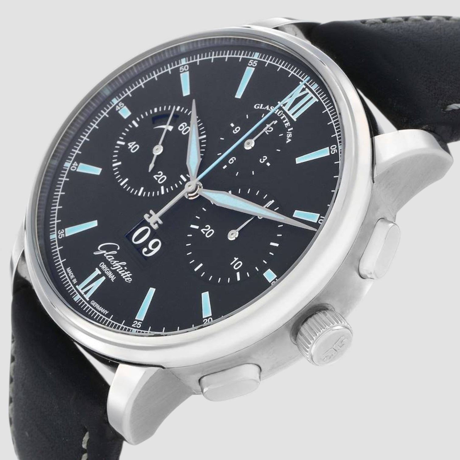 Senator Chronograph Panorama Date 1-37-01-03-02-35