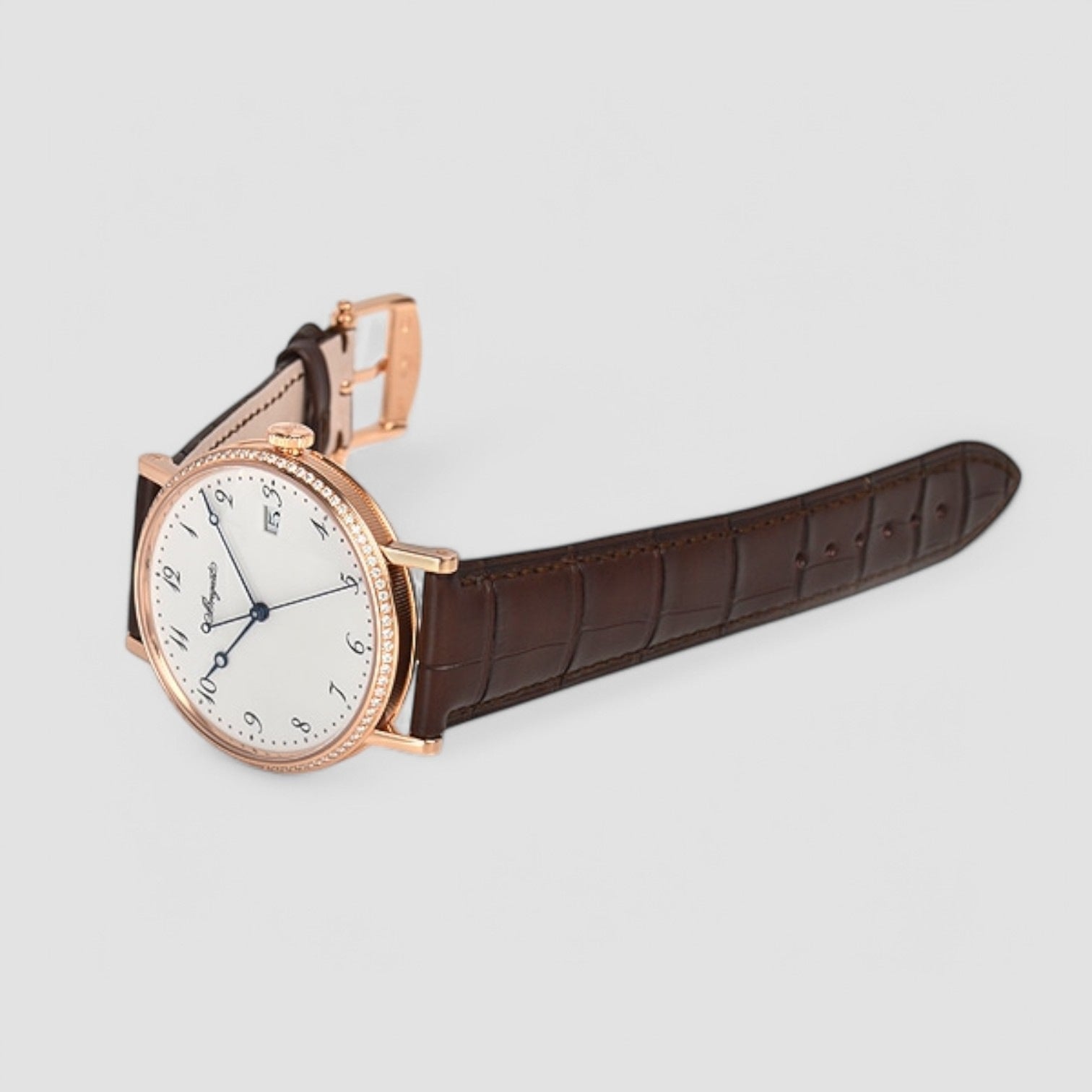 Classique Automatic Enamel Dial and Diamond Bezel / 18K Rose Gold Description