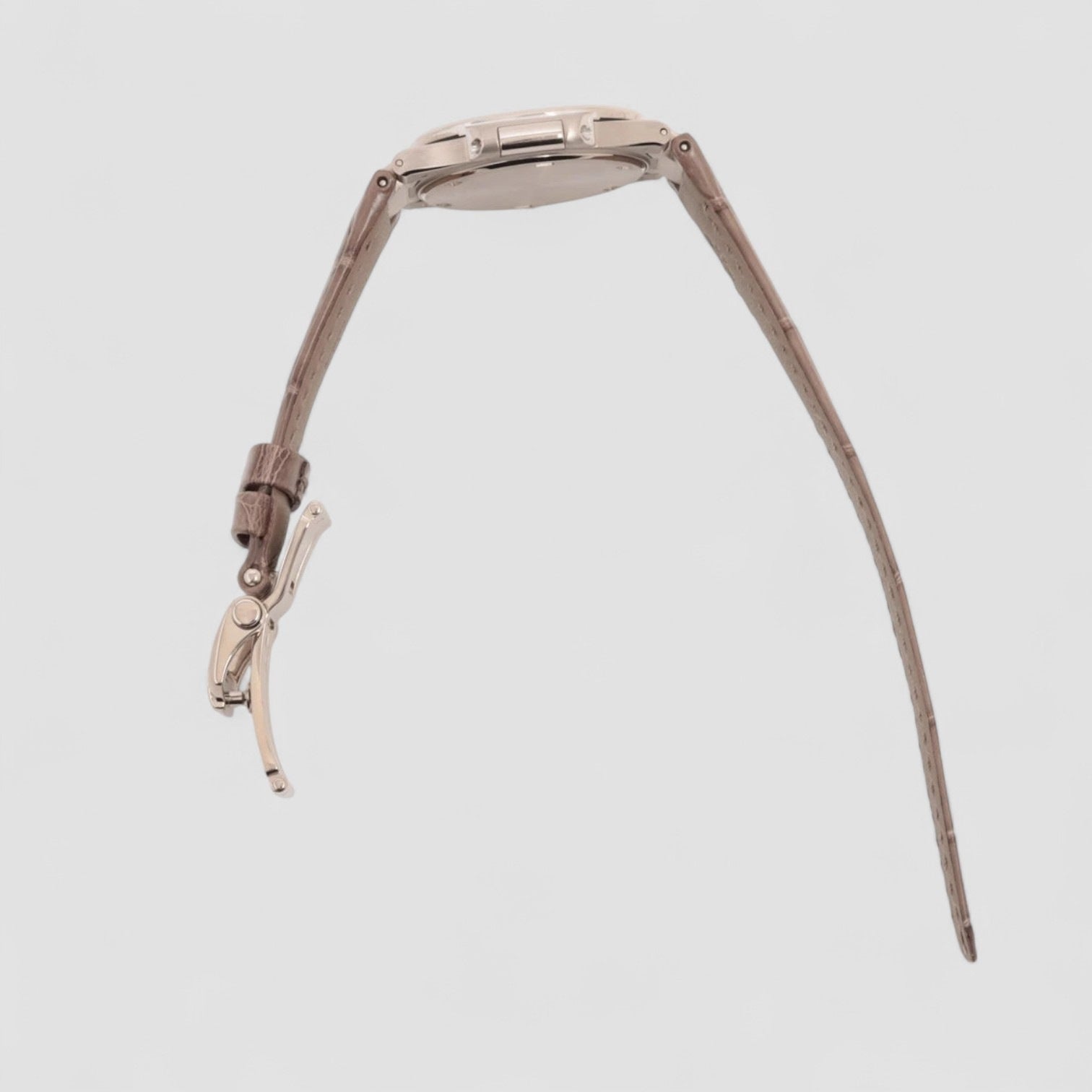 Nautilus Ladies 7010 G 18K White Gold / Diamonds