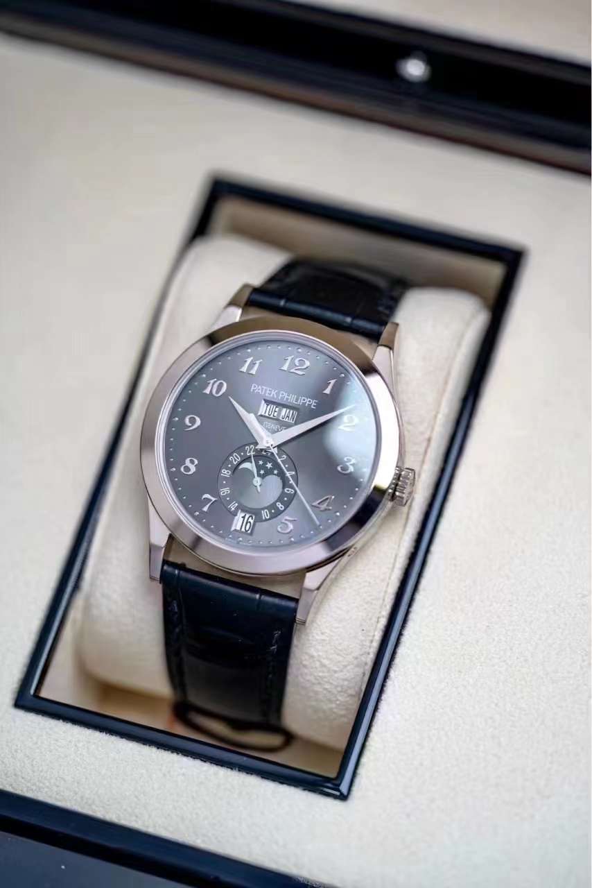 Annual Calendar White Gold Grey Dial