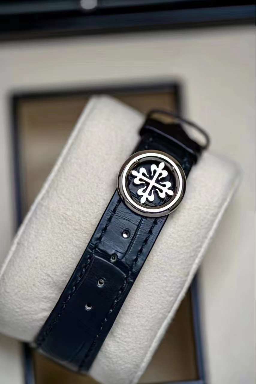 Annual Calendar White Gold Grey Dial