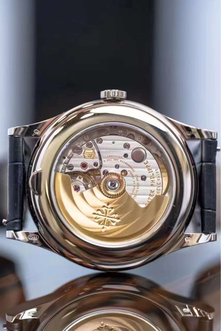 Annual Calendar White Gold Grey Dial