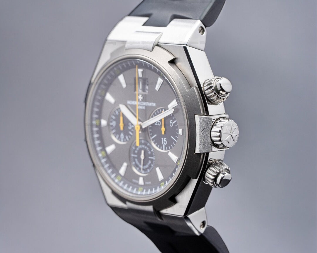 Overseas Chronograph Chronograph 49150 SS Gray Dial / Rubber