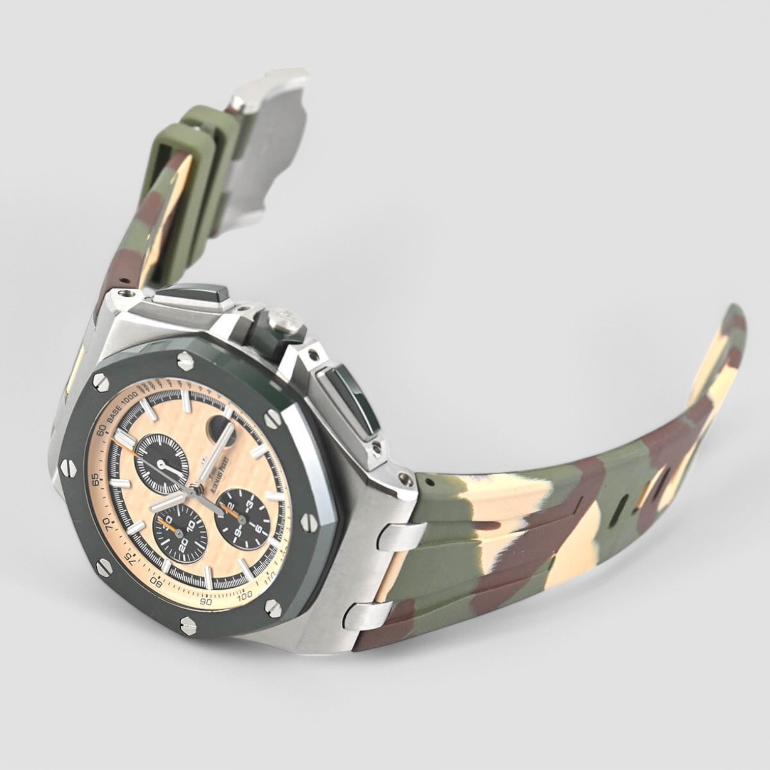 Royal Oak Offshore Chronograph 26400SO Offshore Camoflauge