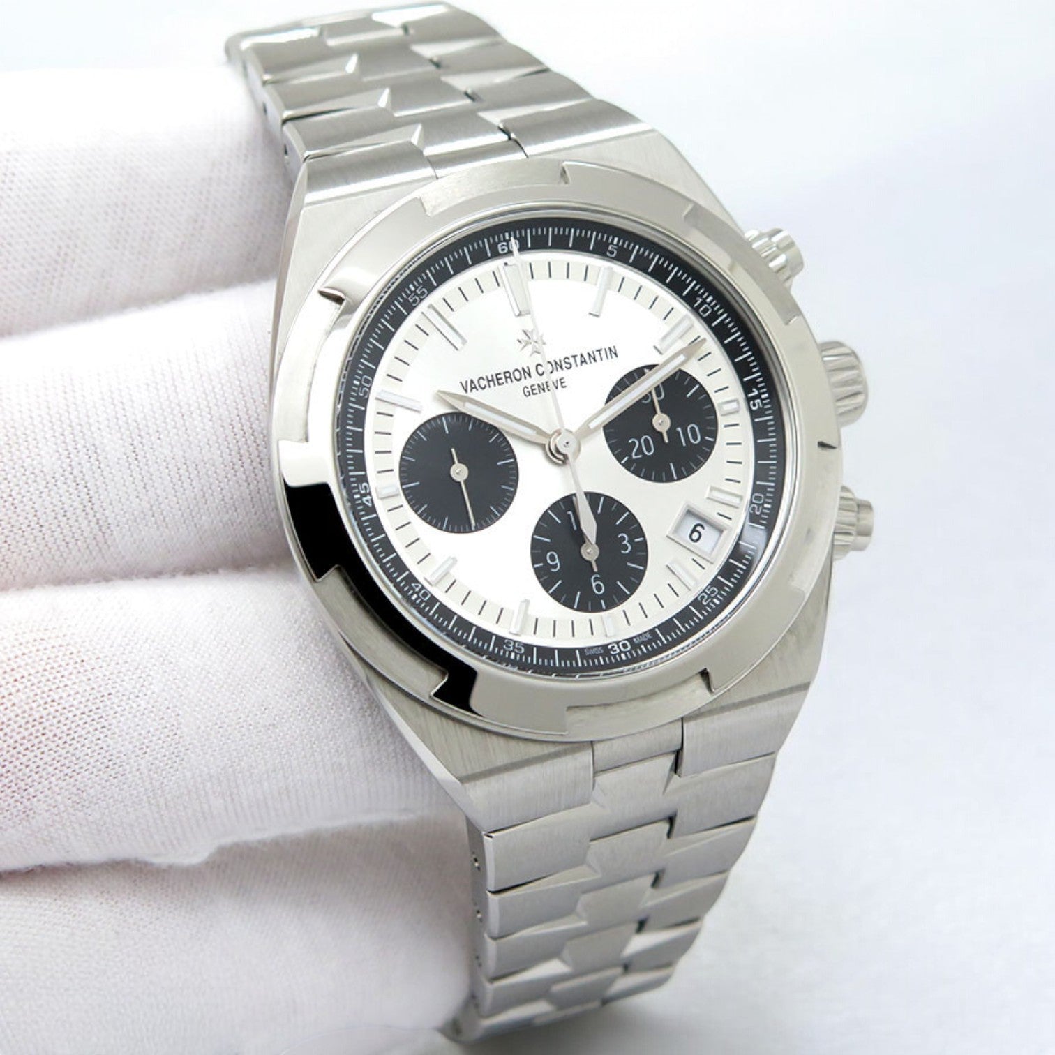 Overseas Chronograph