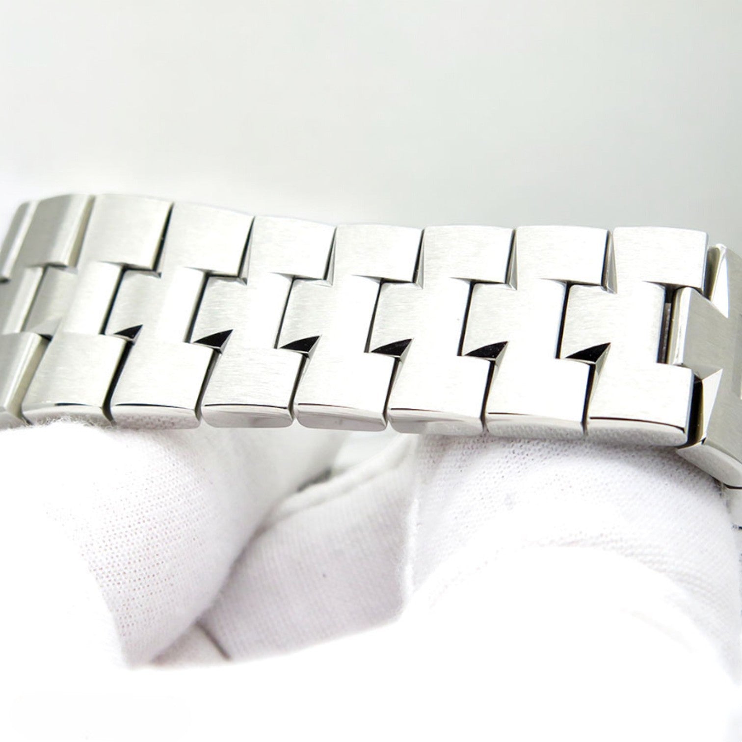 Overseas Chronograph