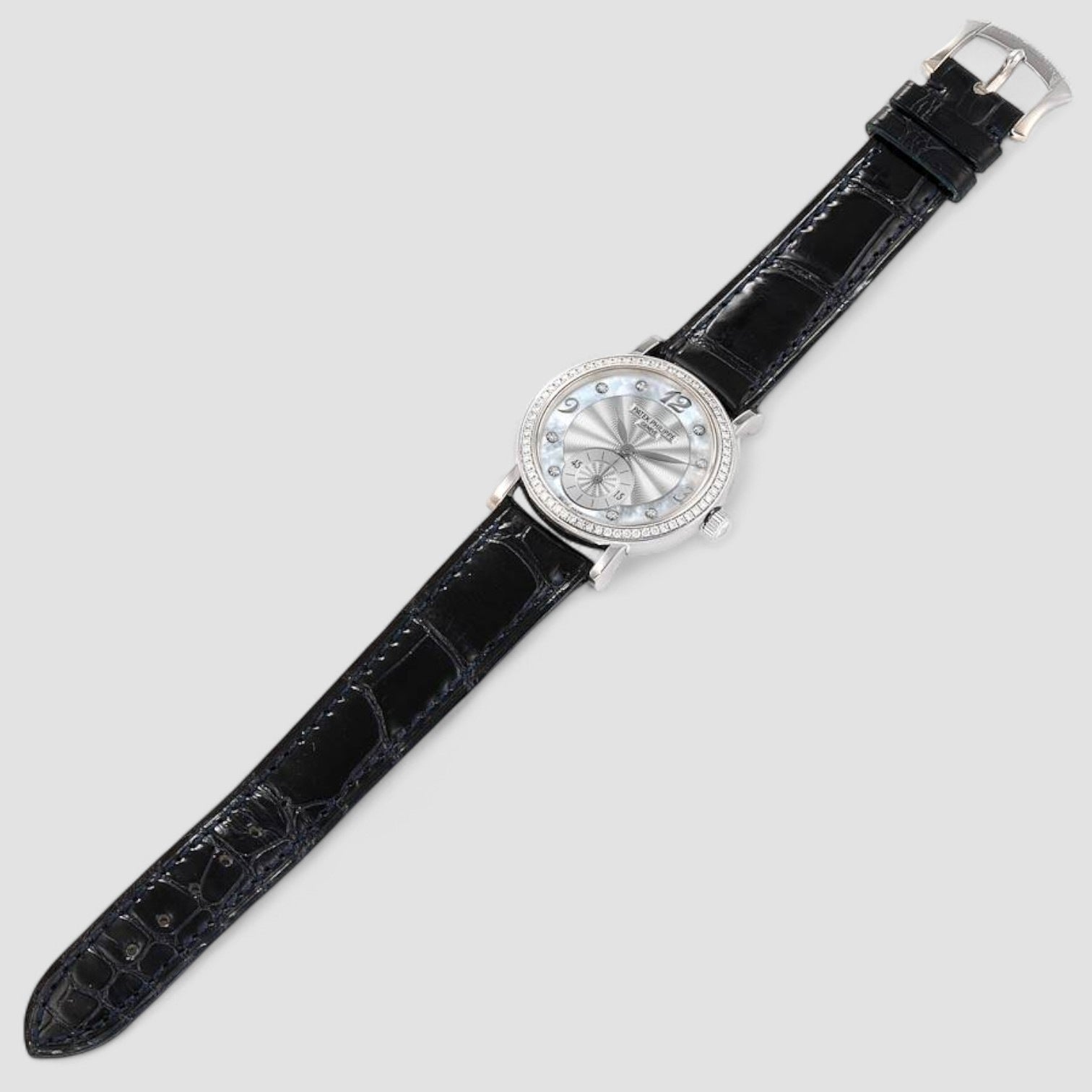 Calatrava White Gold Mother of Pearl Diamond Unisex Watch 4959 4959G