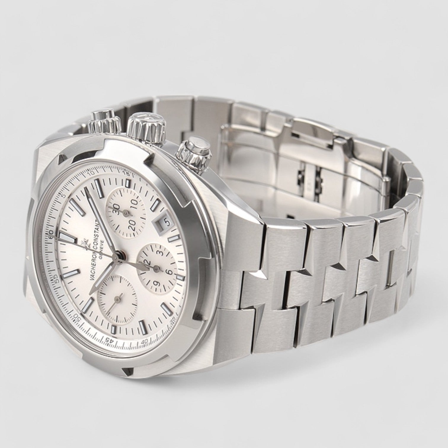 Overseas Chronograph 5500V Silver Dial SS / Bracelet
