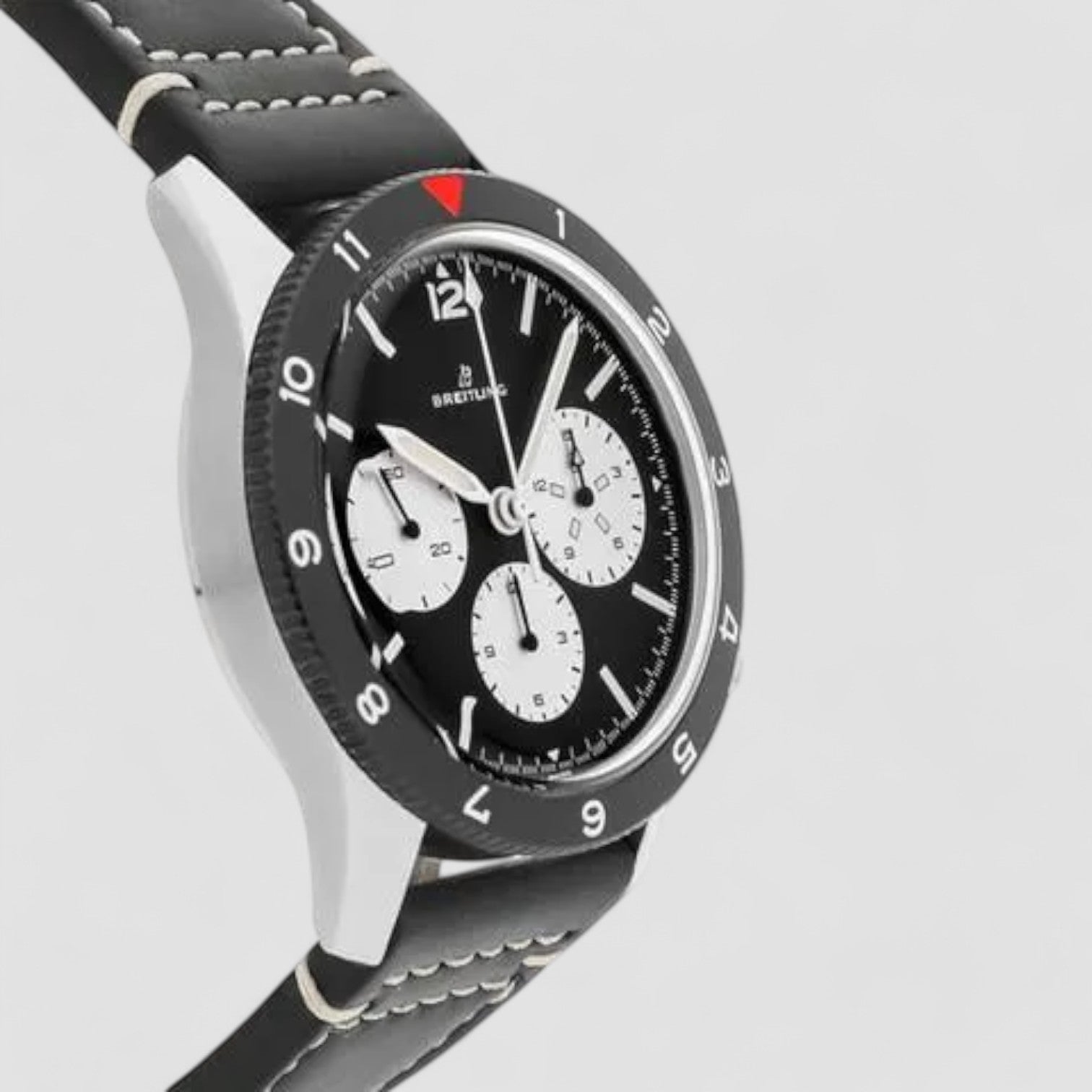 AVI Ref:765 1964 Re-Edition Chronograph