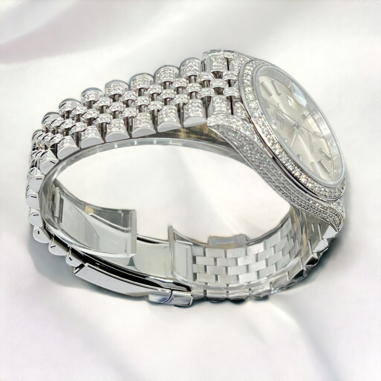 Datejust 41 Full Iced out – Diamonds – Silver Dial – Jubilee