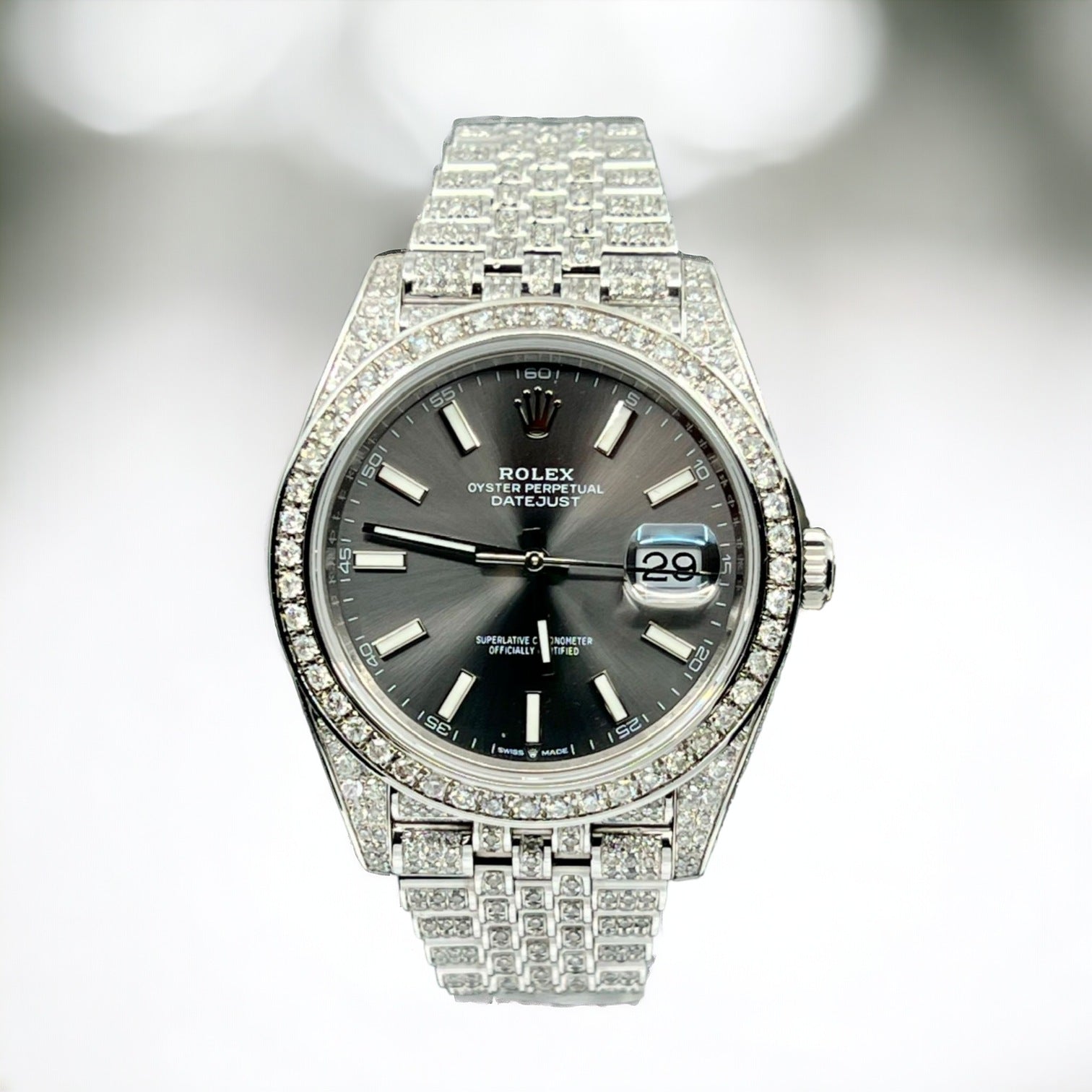 Datejust 41 Full Iced out – Diamonds – Grey Dial – Jubilee