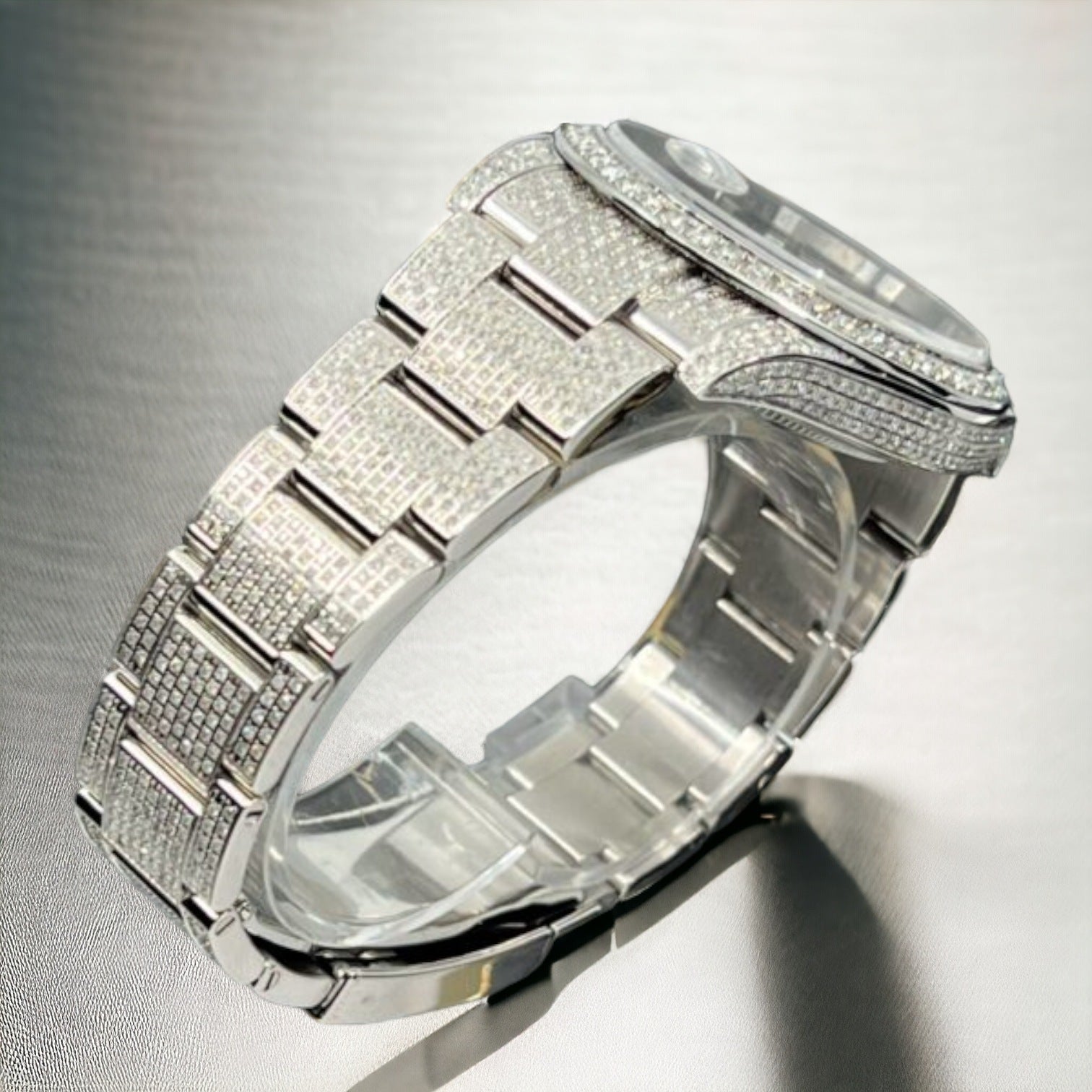 Datejust 41 Full Iced out – Diamonds – Black Dial – Oyster