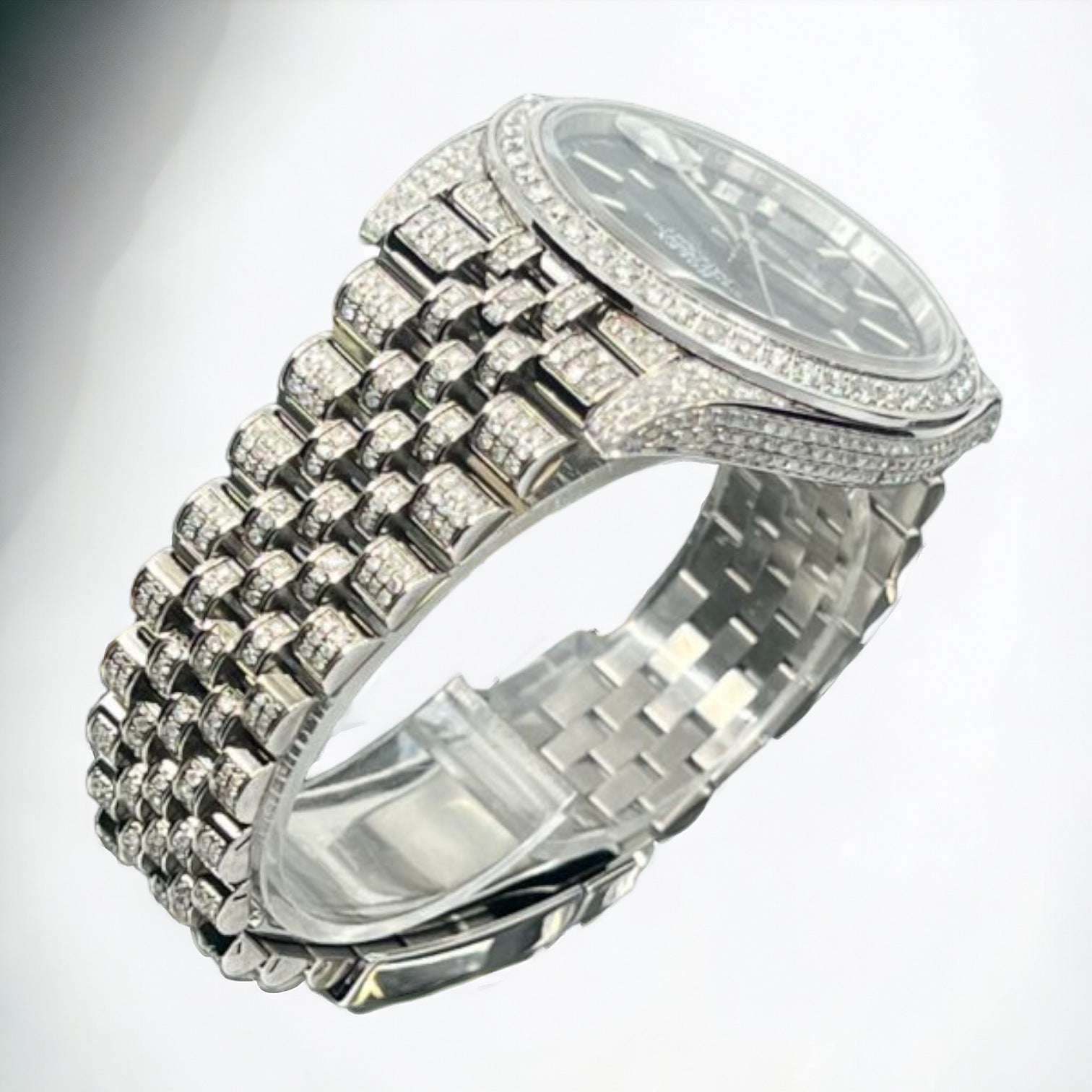 Datejust 41 Full Iced out – Diamonds – Blue Dial – Jubilee