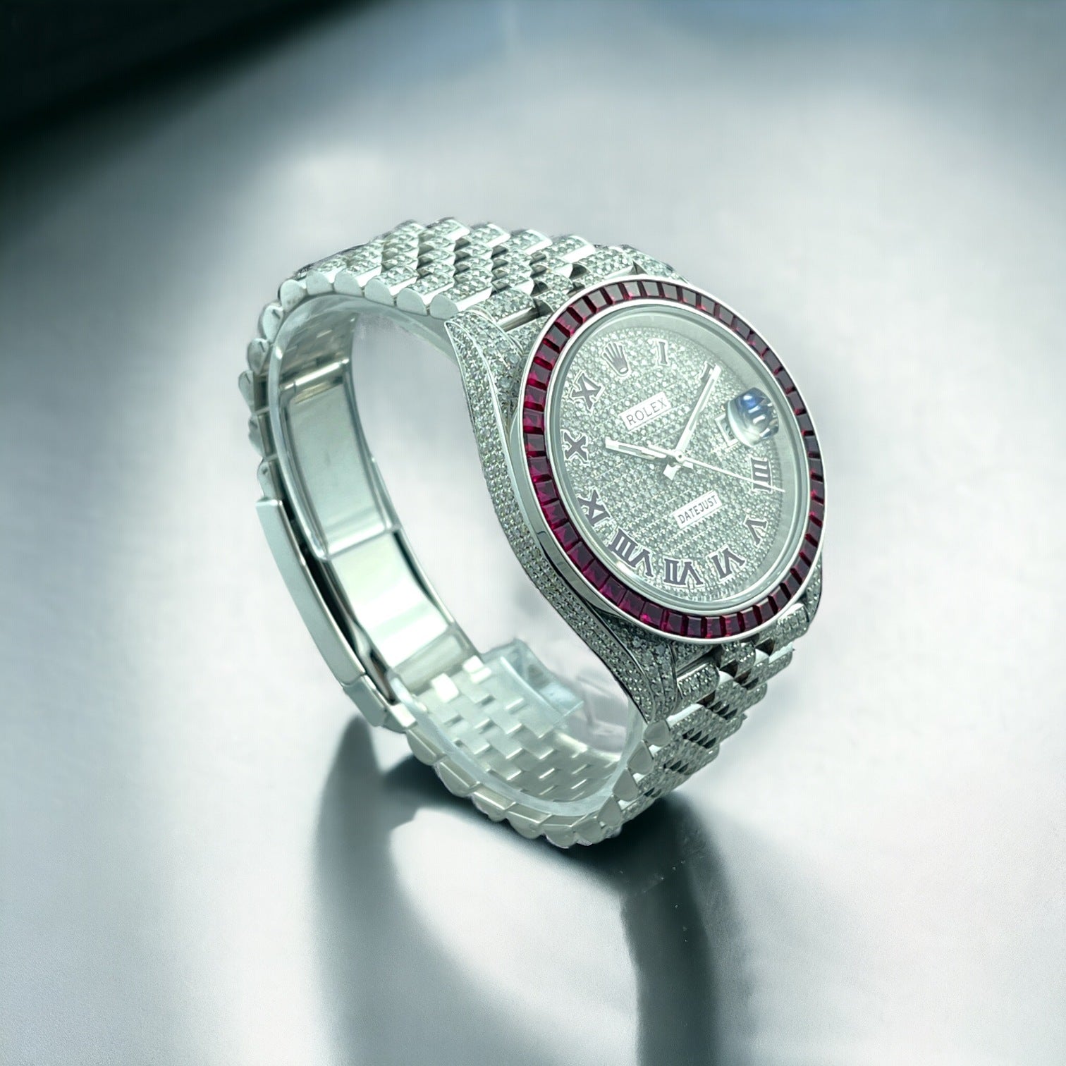 Datejust 41 Full Iced out – Ruby bezel - Red roman dial