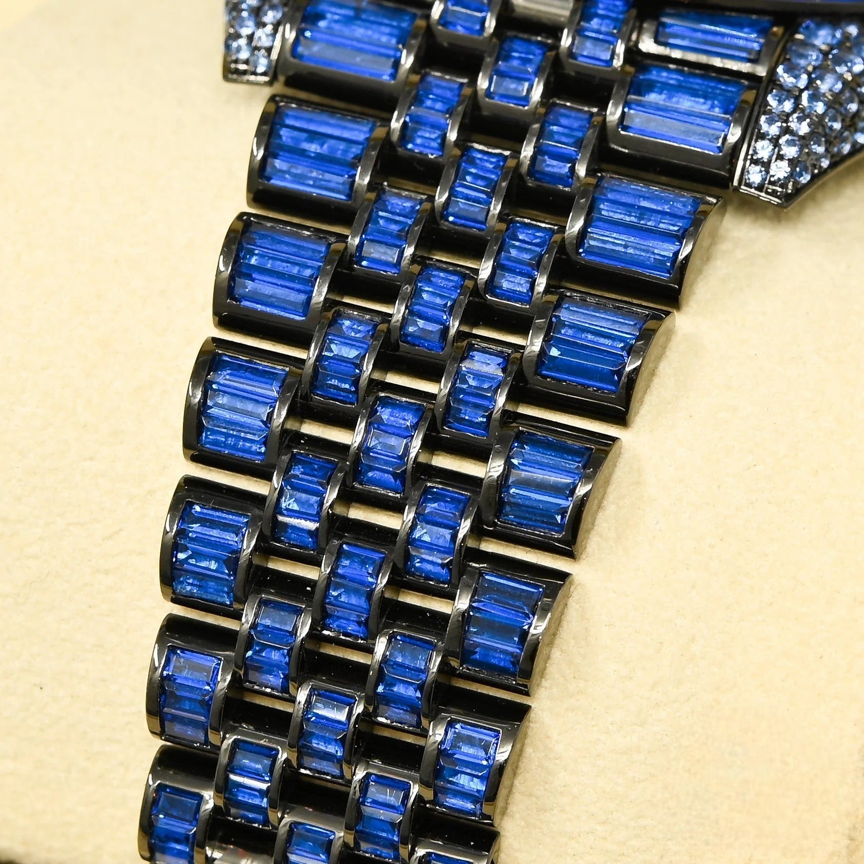Datejust 41 Full Iced out – BLACK & BLUE SAPPHIRE - Roman