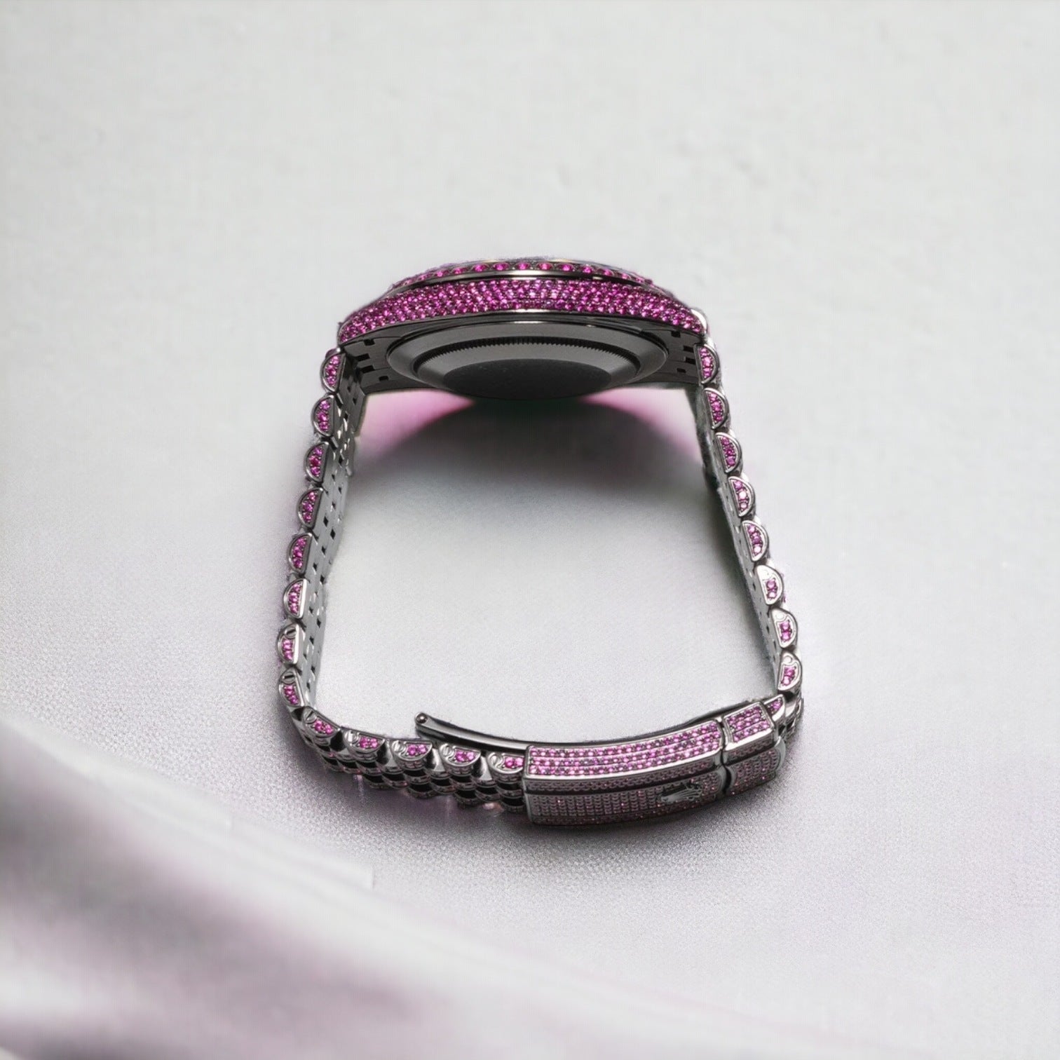Datejust 41 Full Iced out – Diamonds – Pink Emeralds