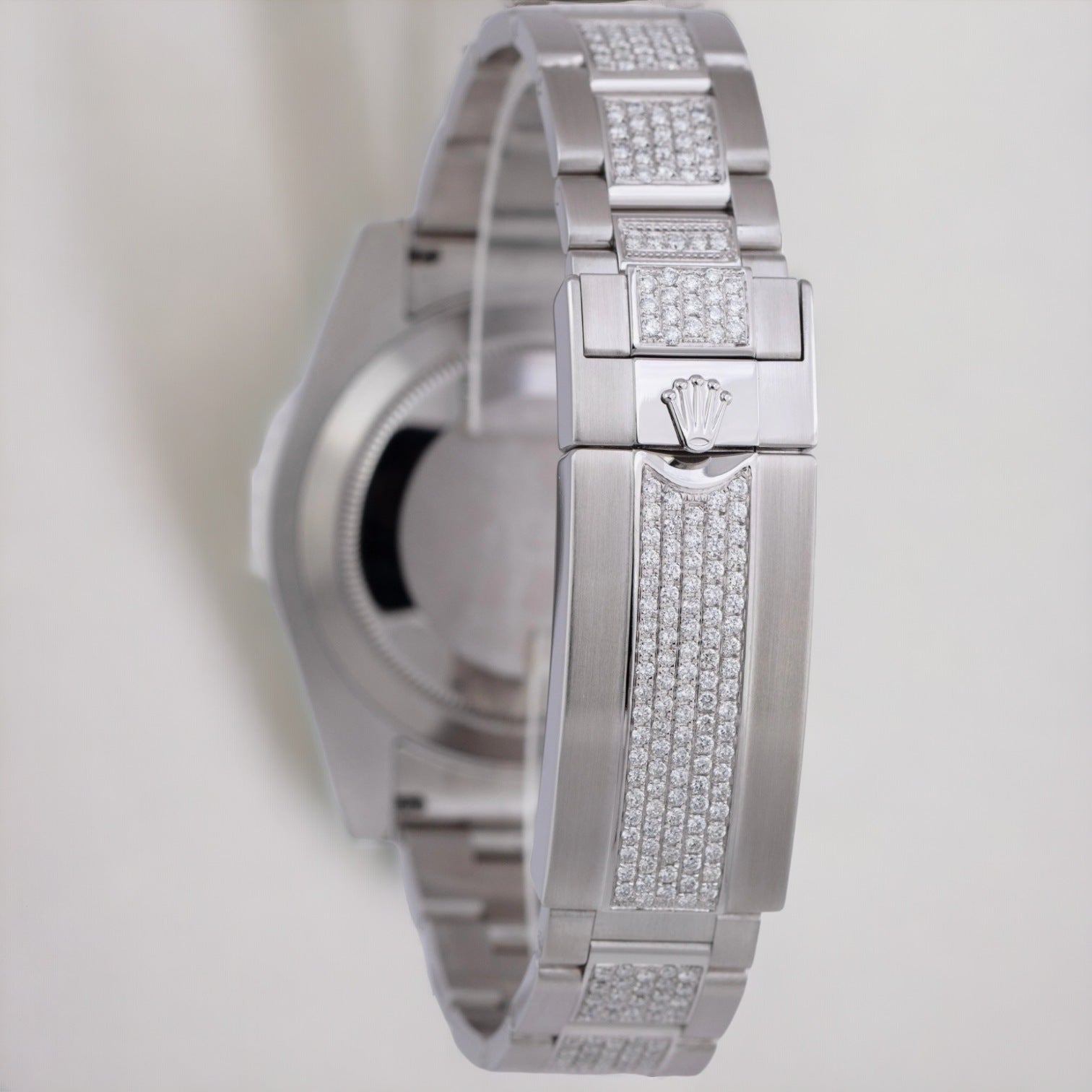 Submariner Date Custom Blue Dial DIAMOND SAPPHIRE 40mm Oyster 116610LN - Iced Out