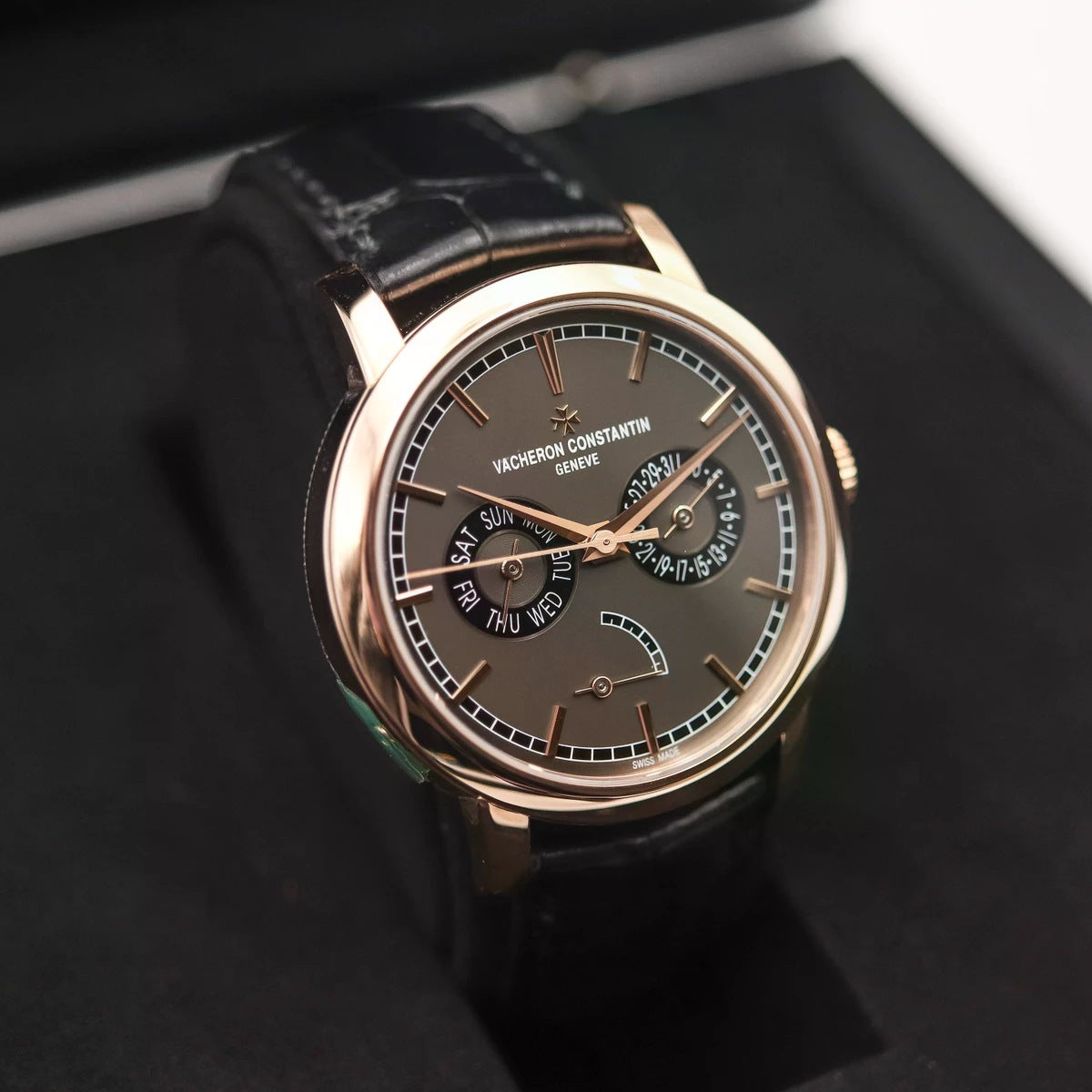 Traditionnelle Day-Date Power Reserve Pink / Slate