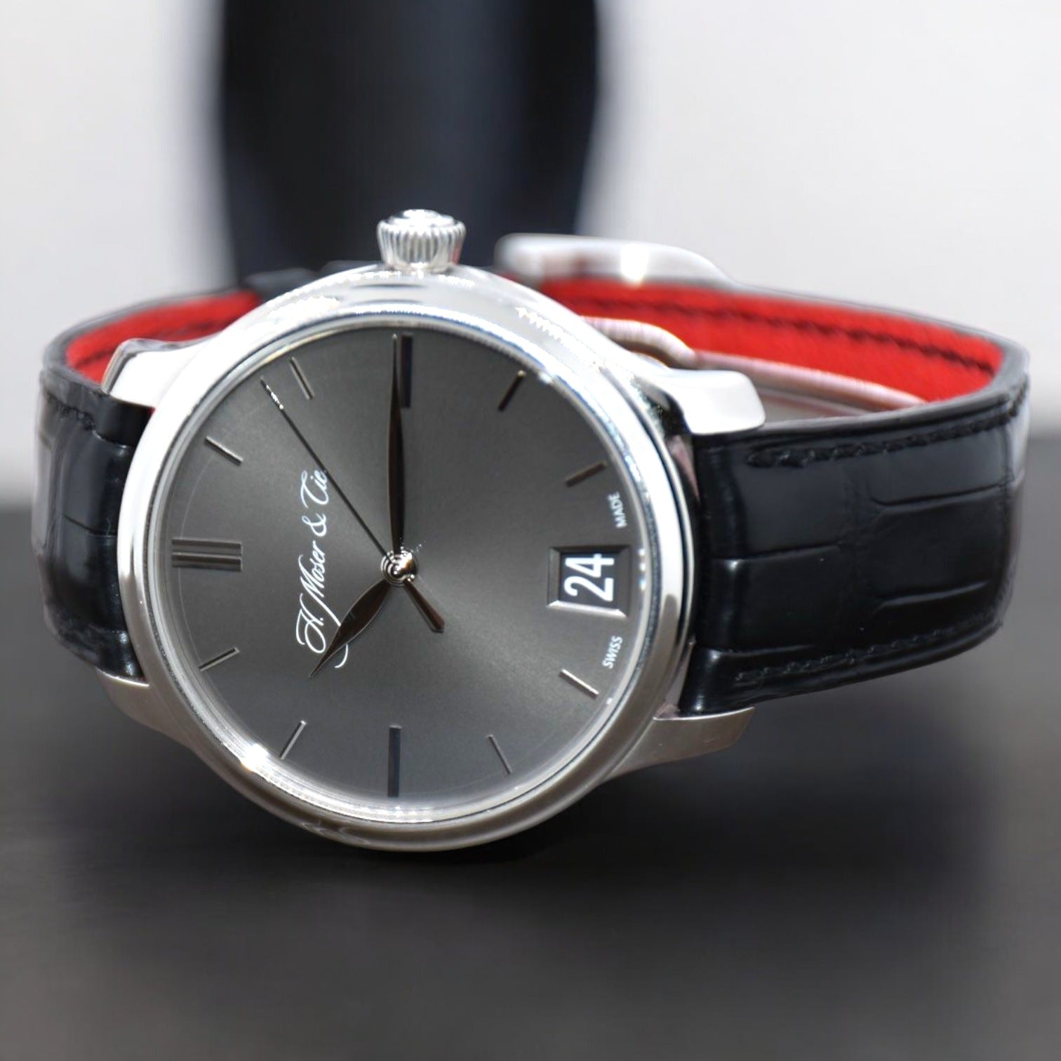 Endeavour Monard Date Platinum 40.8mm