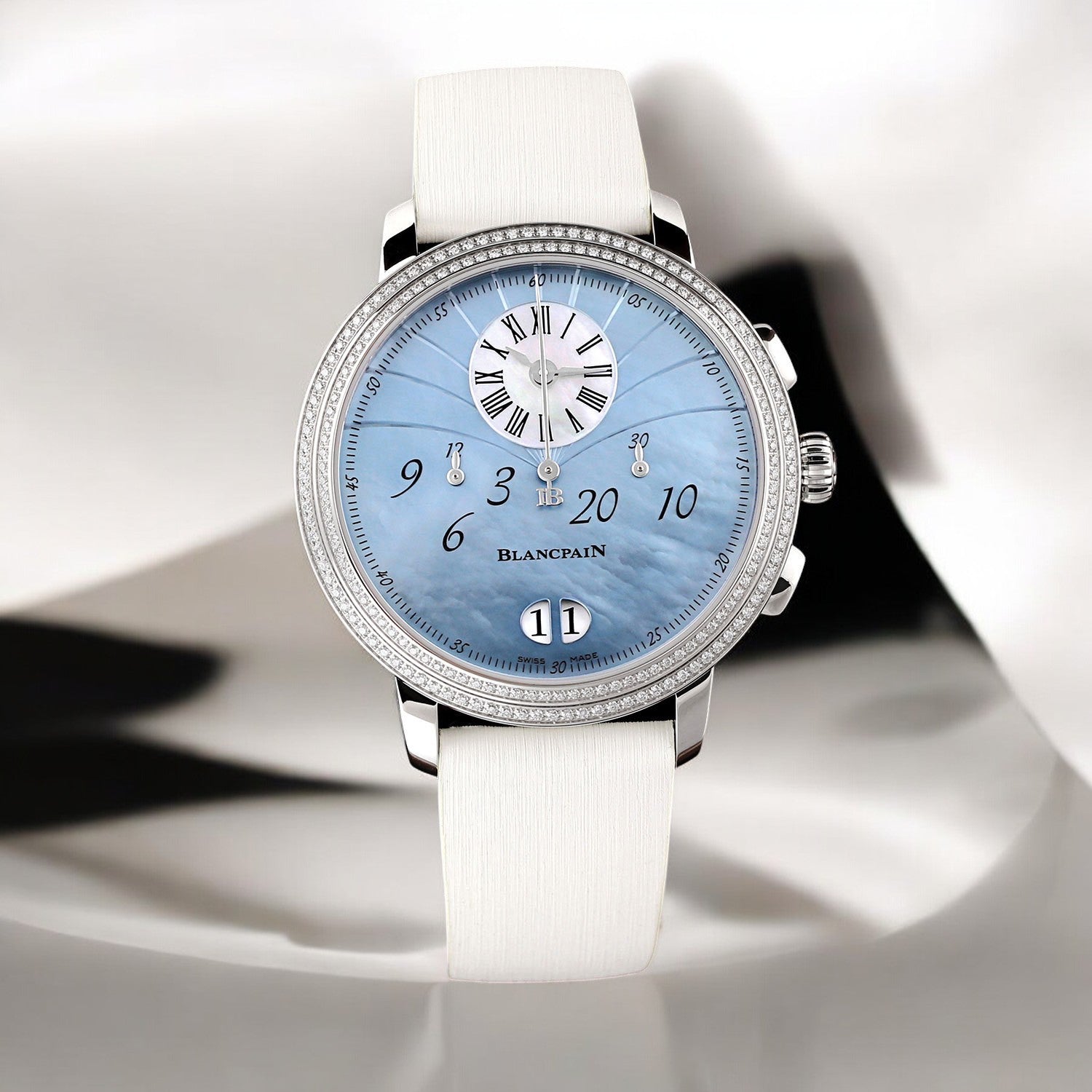 Ladies Flyback Chrono Grande Date 38.6mm