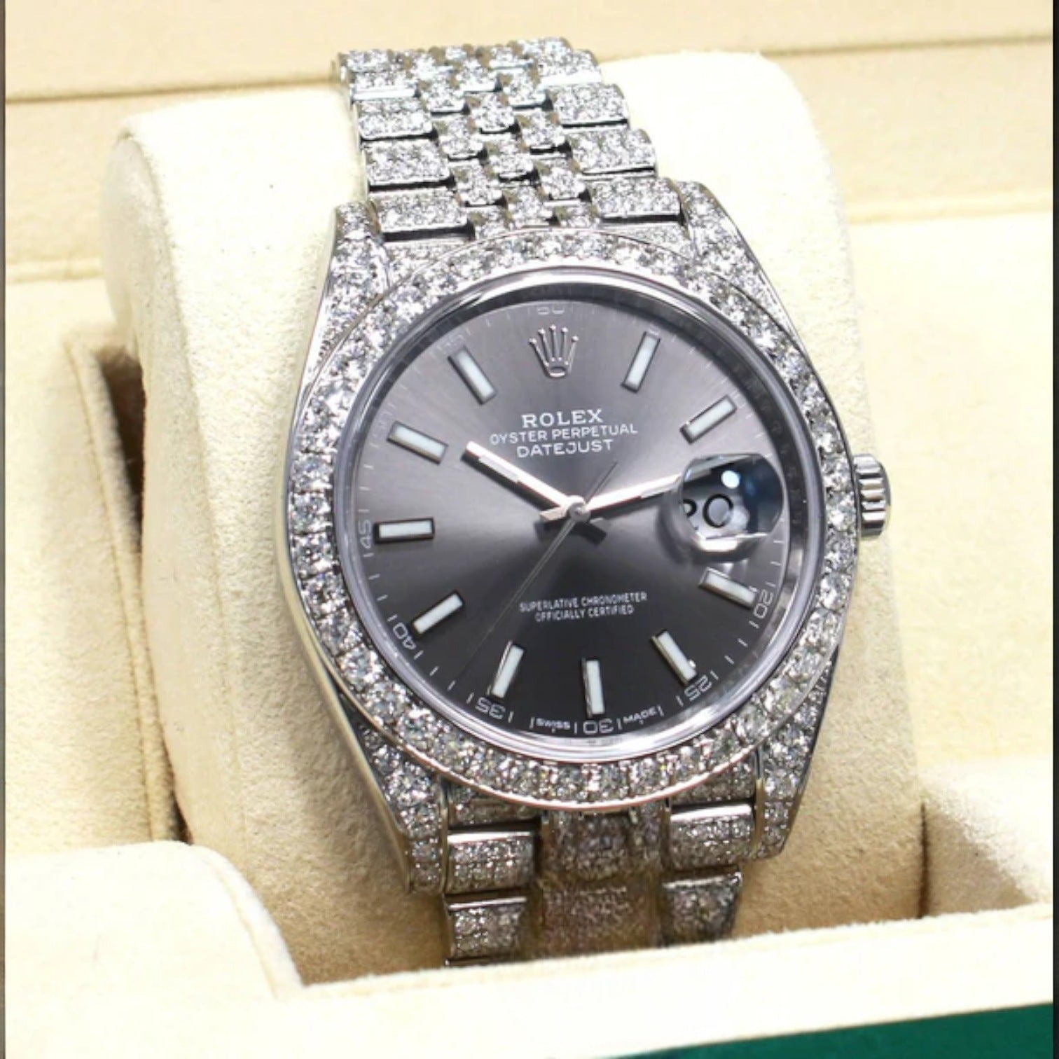 Datejust 41 Full Iced out – Diamonds – Grey Dial – Jubilee