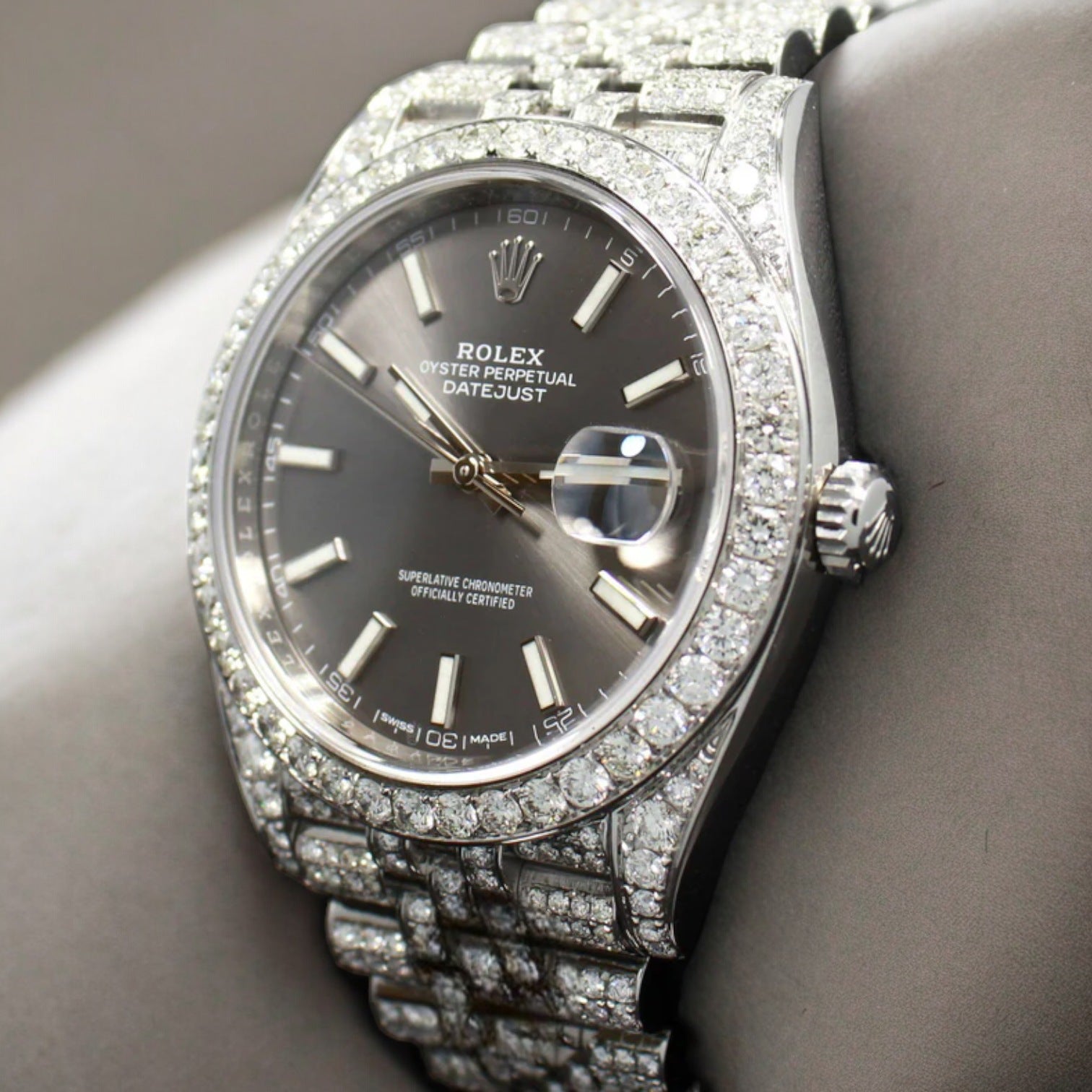 Datejust 41 Full Iced out – Diamonds – Grey Dial – Jubilee