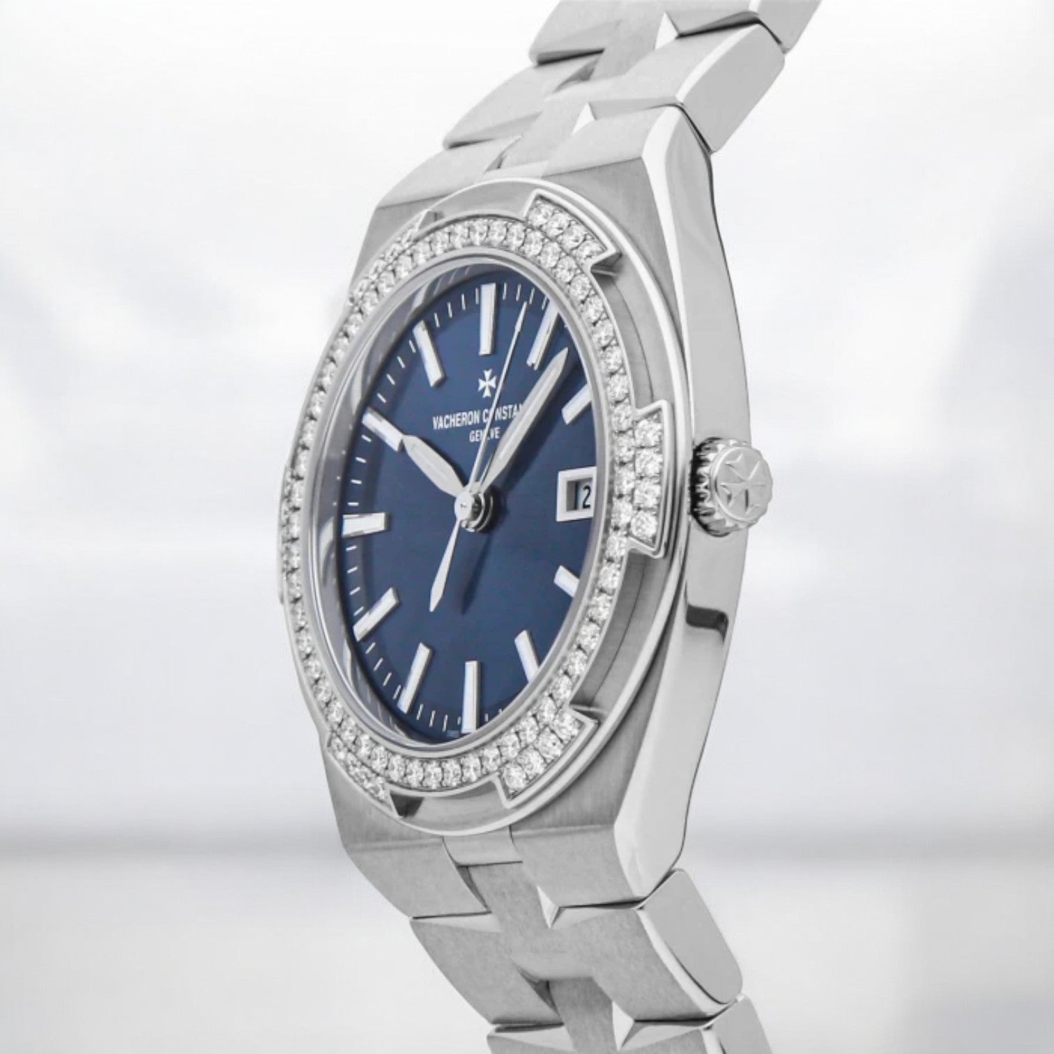 Overseas Quartz Steel Blue Dial Diamond Bezel