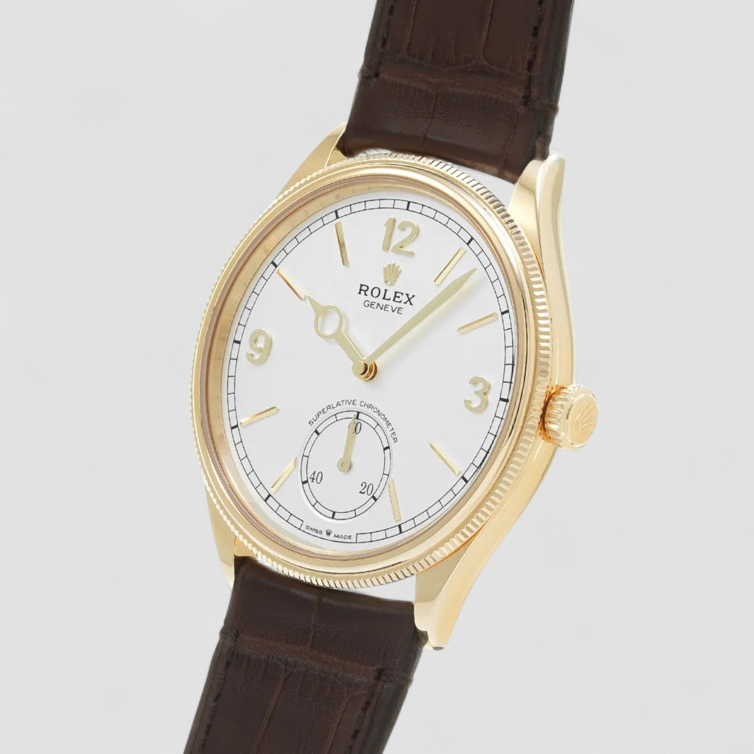 18K yellow gold 39 mm