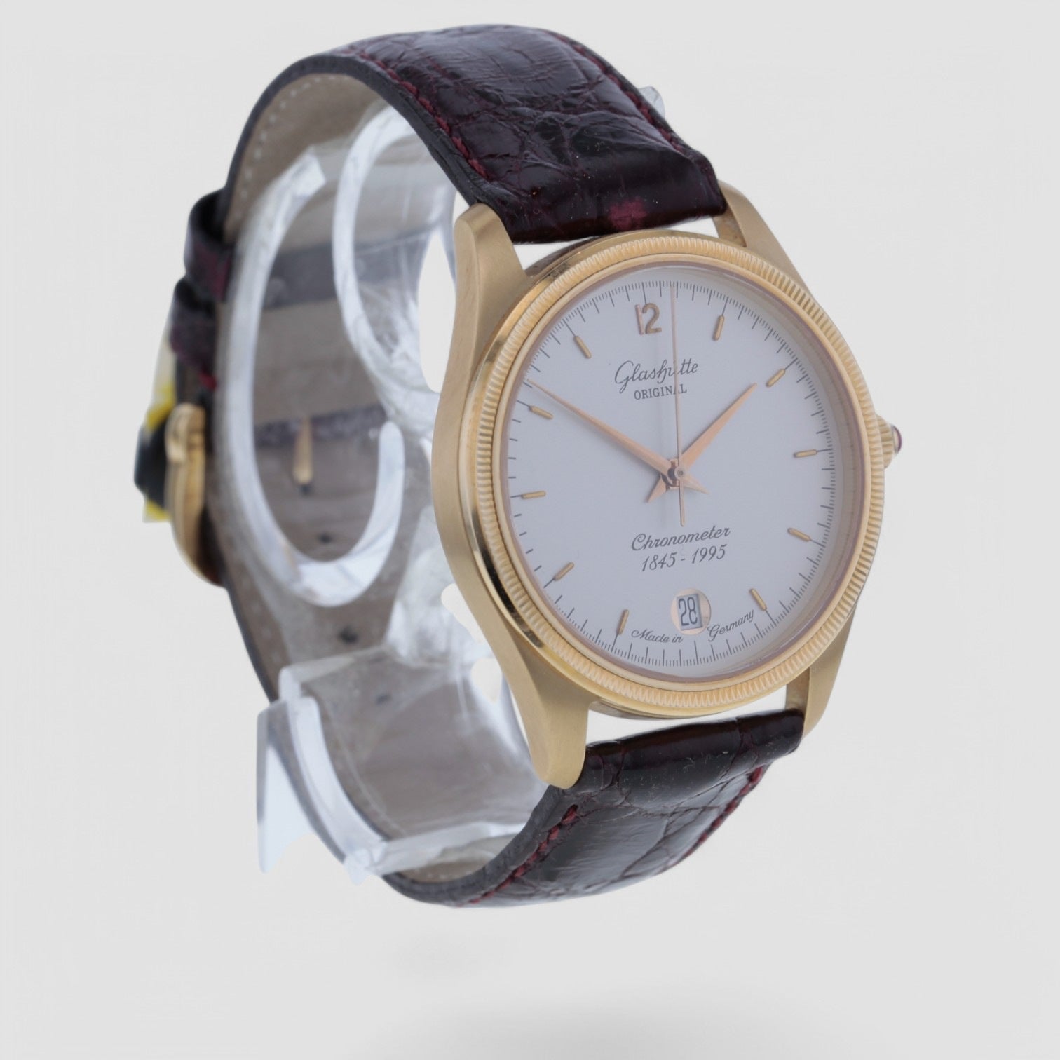 Senator Chronometer yellow gold
