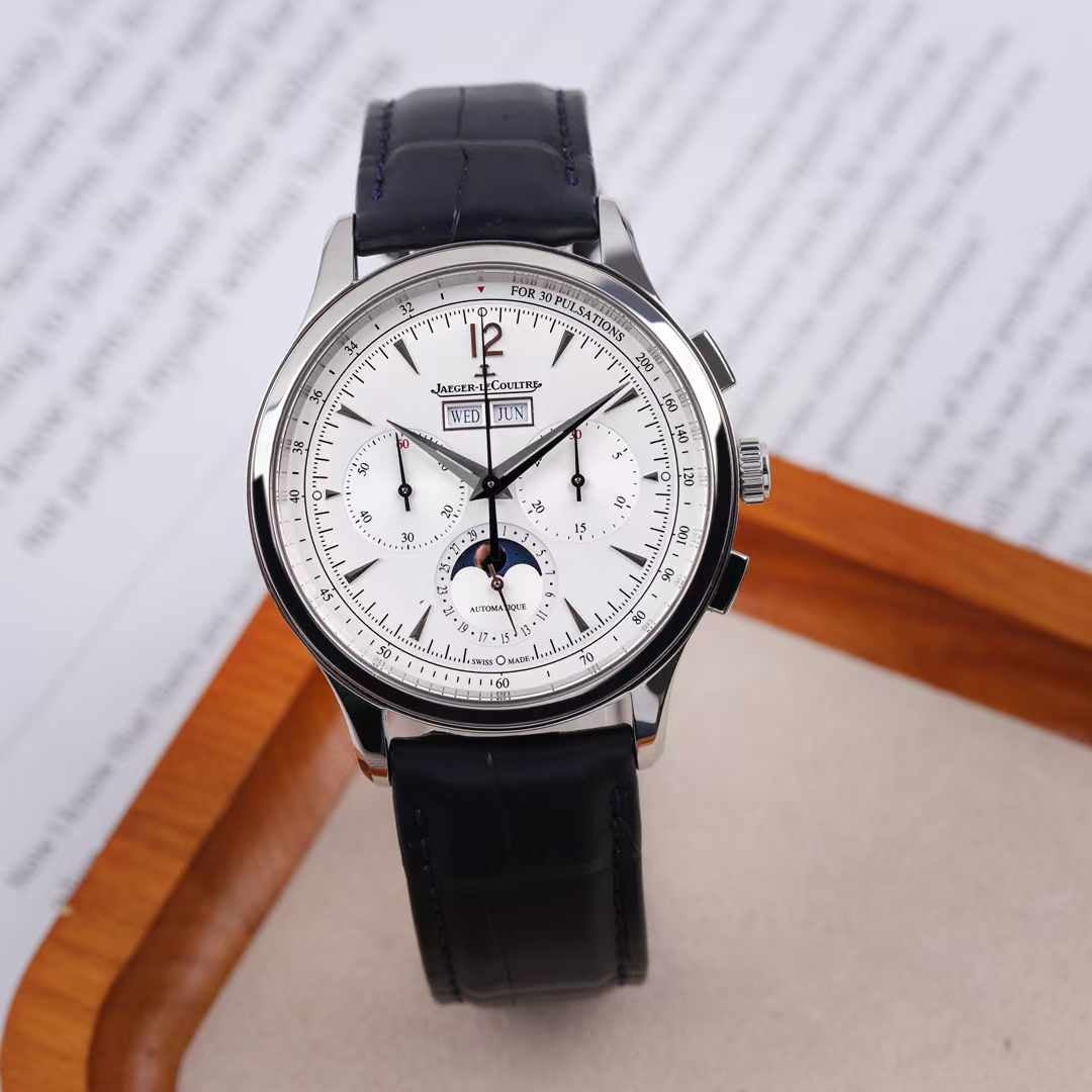 Master Control Chronograph Calendar