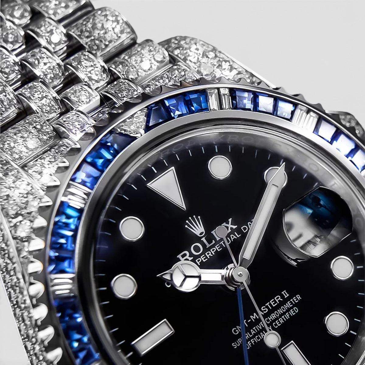 GMT-Master II 40 Batgirl Custom Diamond-Set