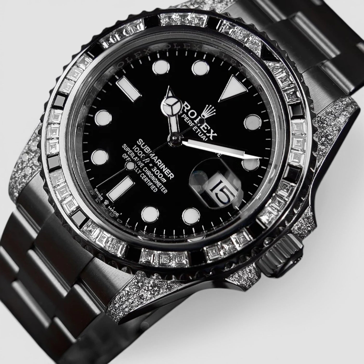 Submariner Date Diamond-Set with 'Tuxedo' Bezel