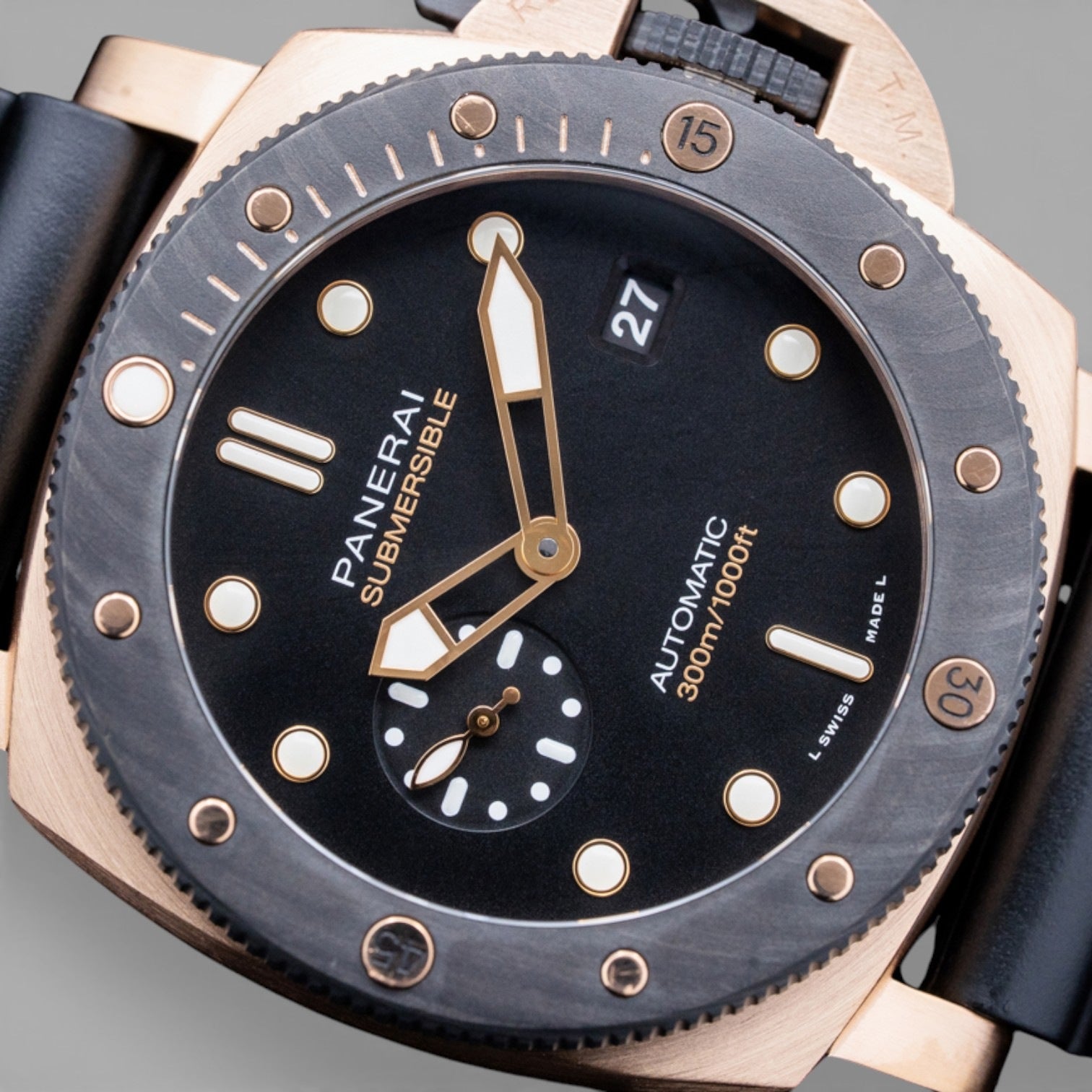 Submersible Quarantaquattro Goldtech Orocarbo