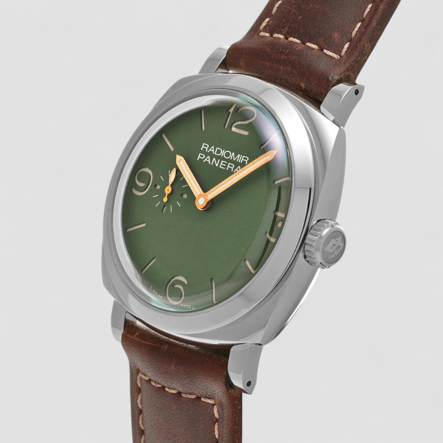Radiomir 1940 45 3 Days Automatic Stainless Steel / Military Green Description