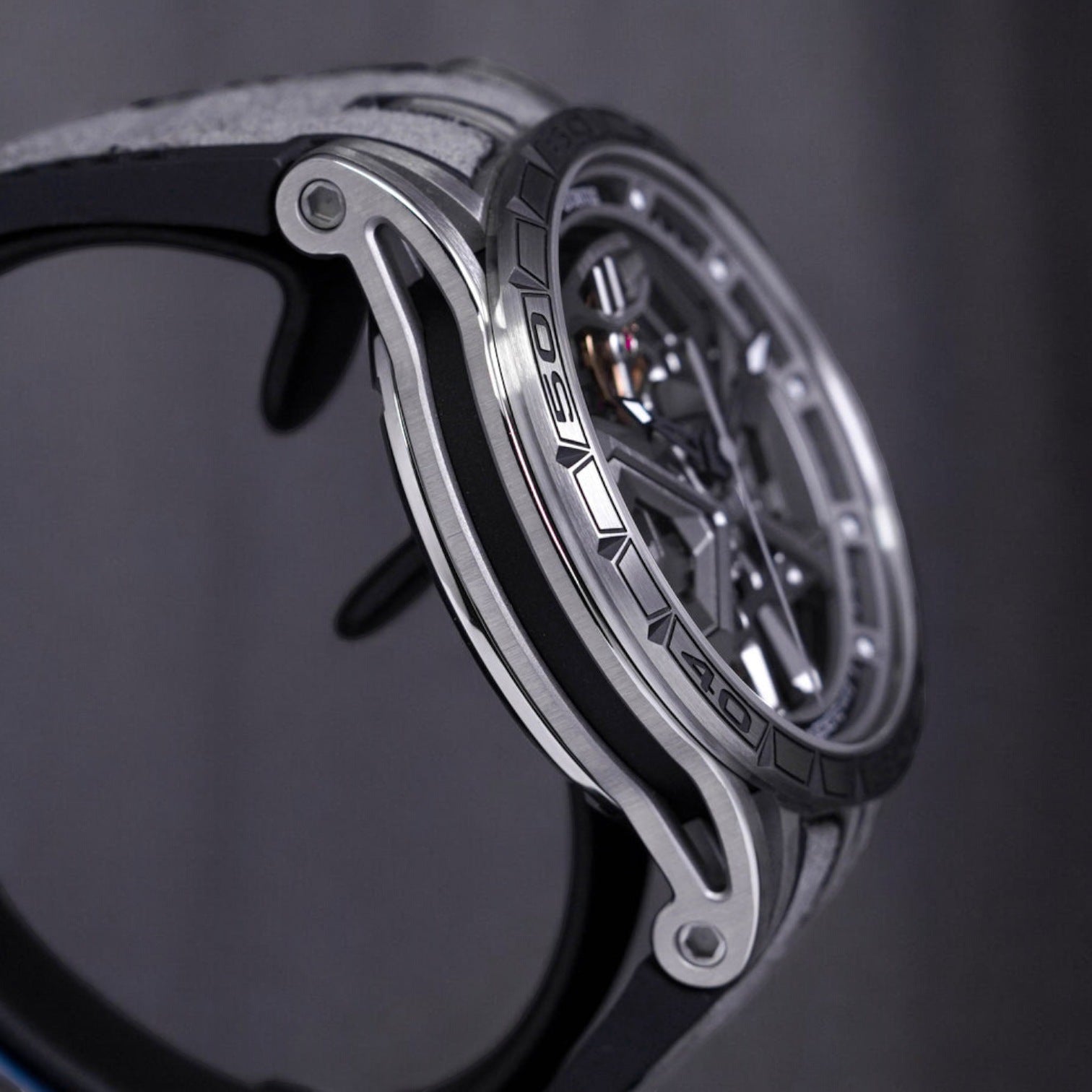 Excalibur SPIDER HURACAN TITANIUM 45MM