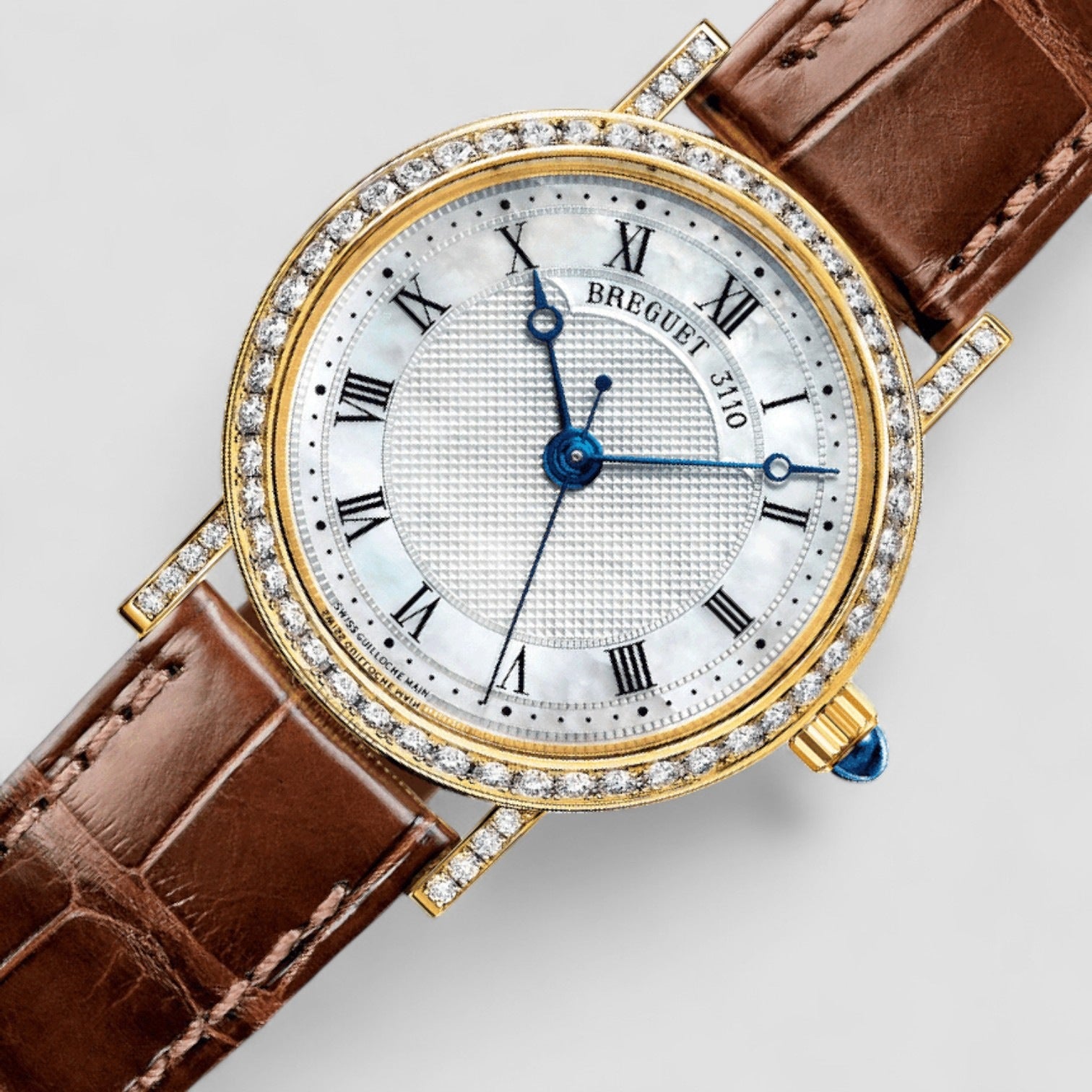Classique Natural White Dial 18K Yellow Gold 30mm