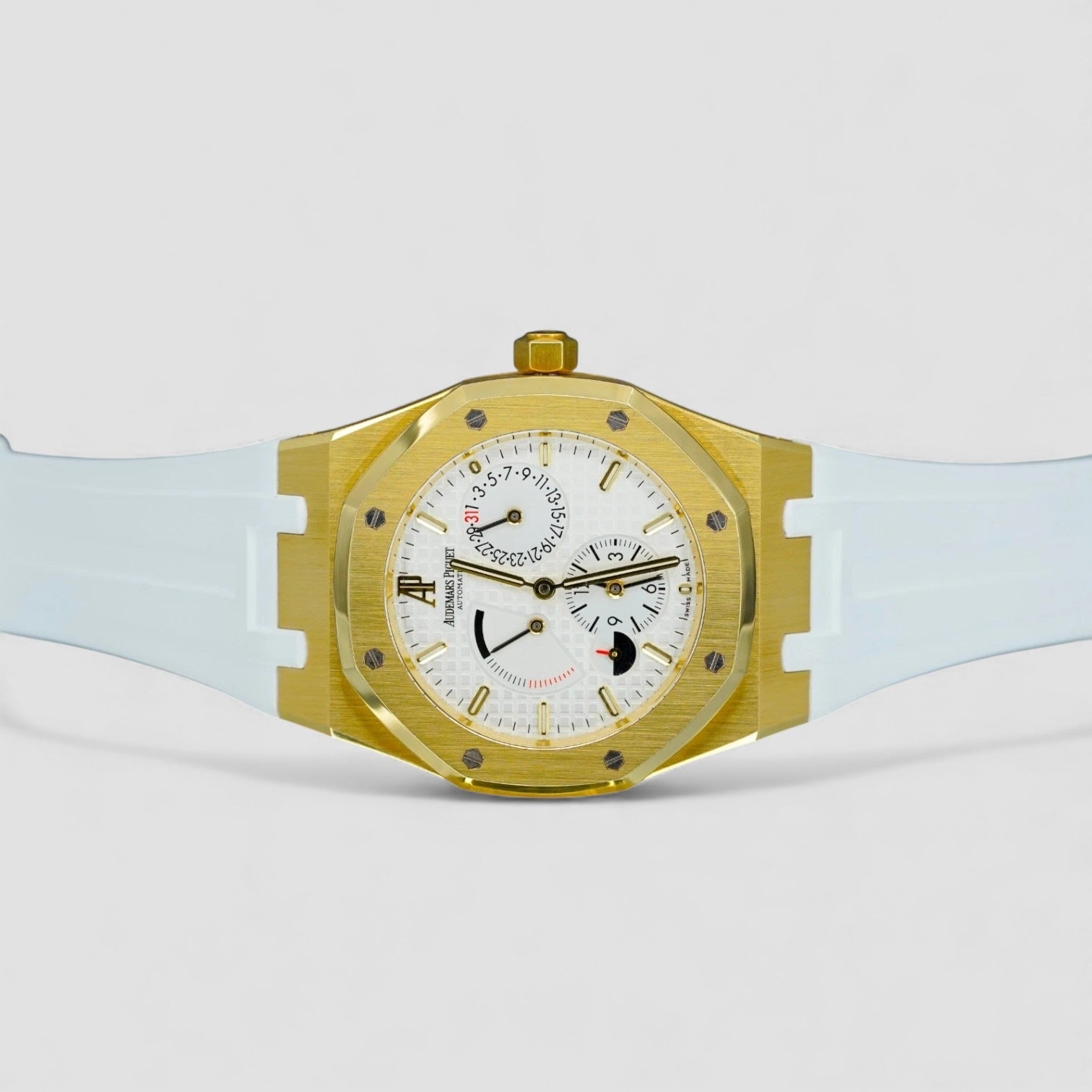 Oak Dual Time 39mm YELLOW GOLD