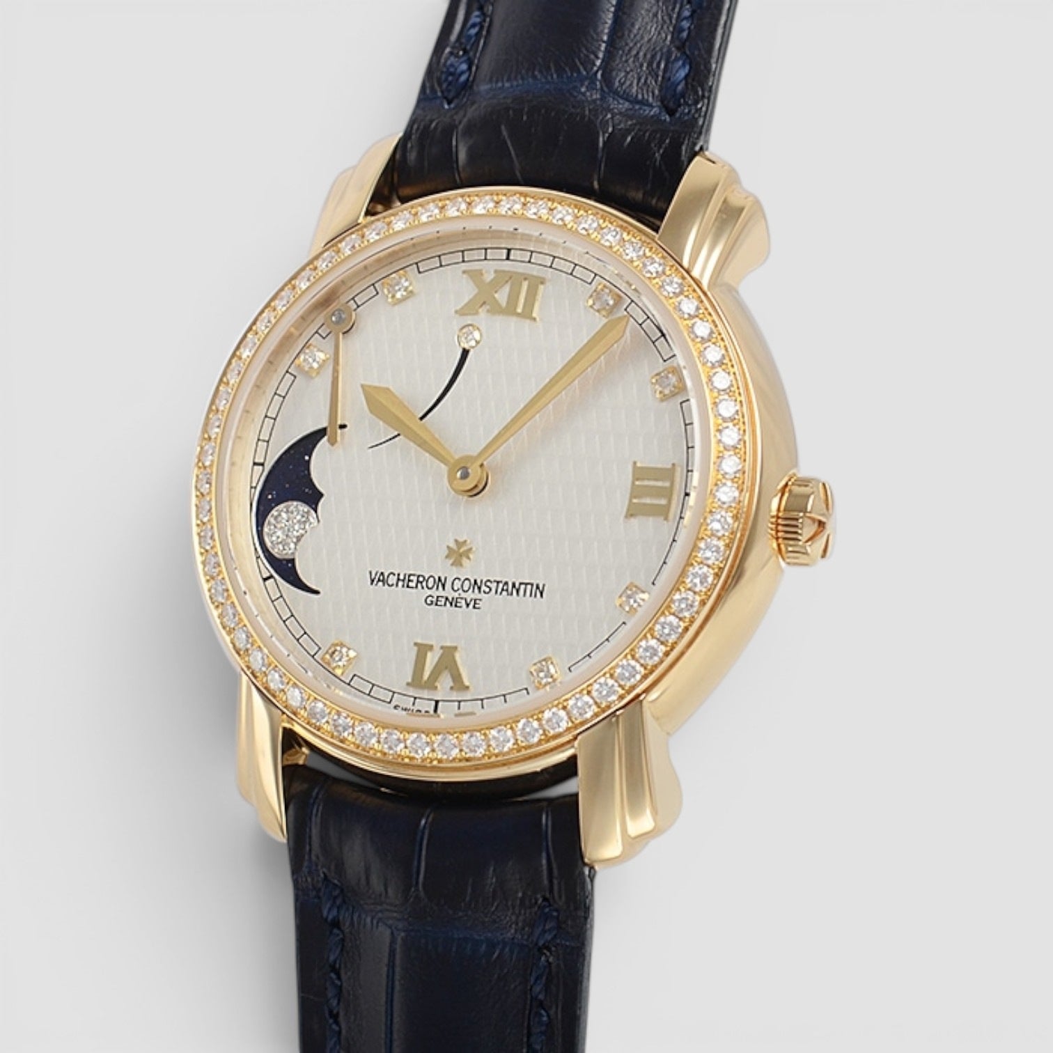 Malte Reserve Moonphase 32mm Yellow Gold