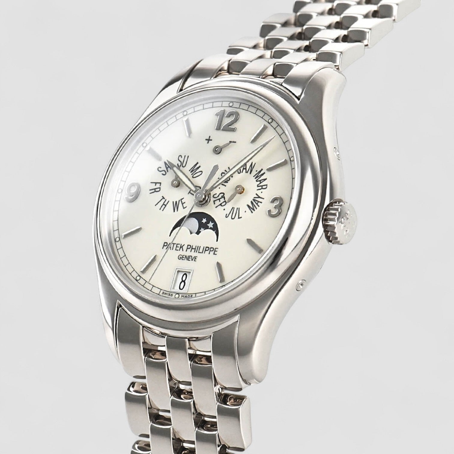 Annual Calendar 18k White Gold Porcelain Dial Bracelet