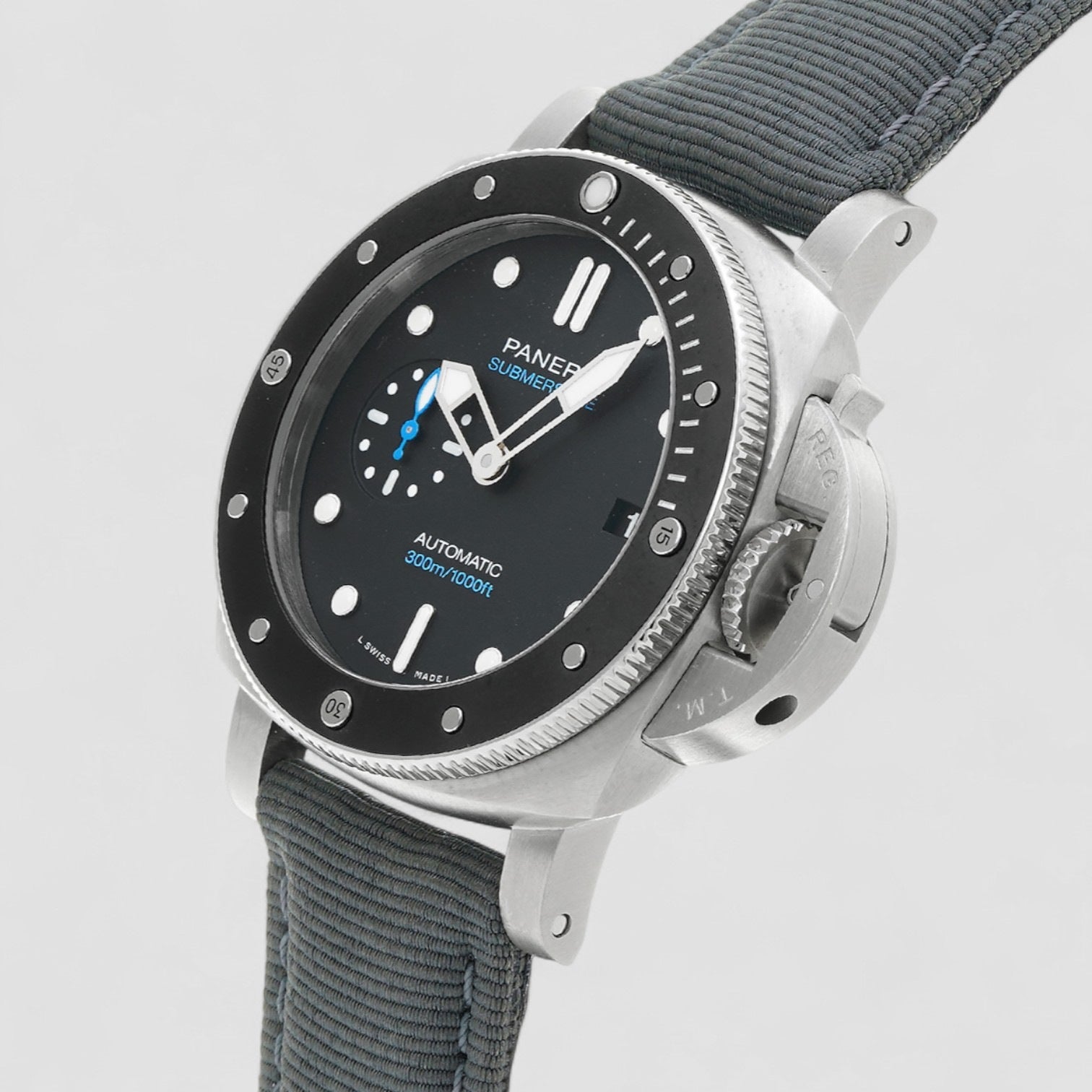 Luminor Submersible 42 3 Days Automatic SS Black Dial
