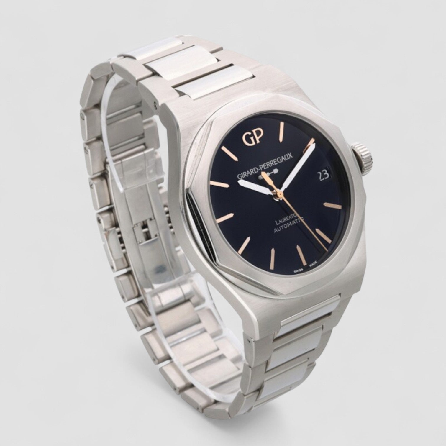 Laureato Infinity Edition Onyx Dial 42mm