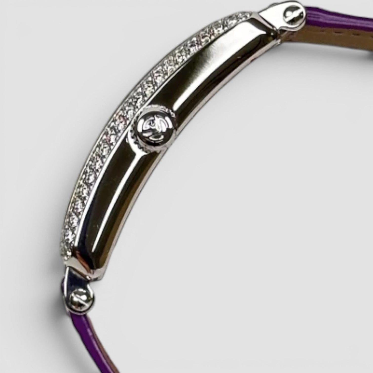 Long Island 26mm Quartz Mother-of-Pearl Violet Dial